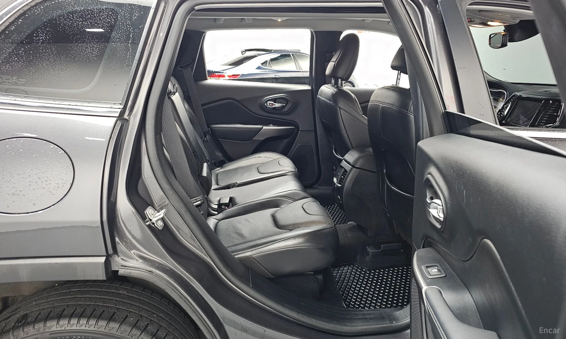 Jeep Cherokee (KL) превью 12