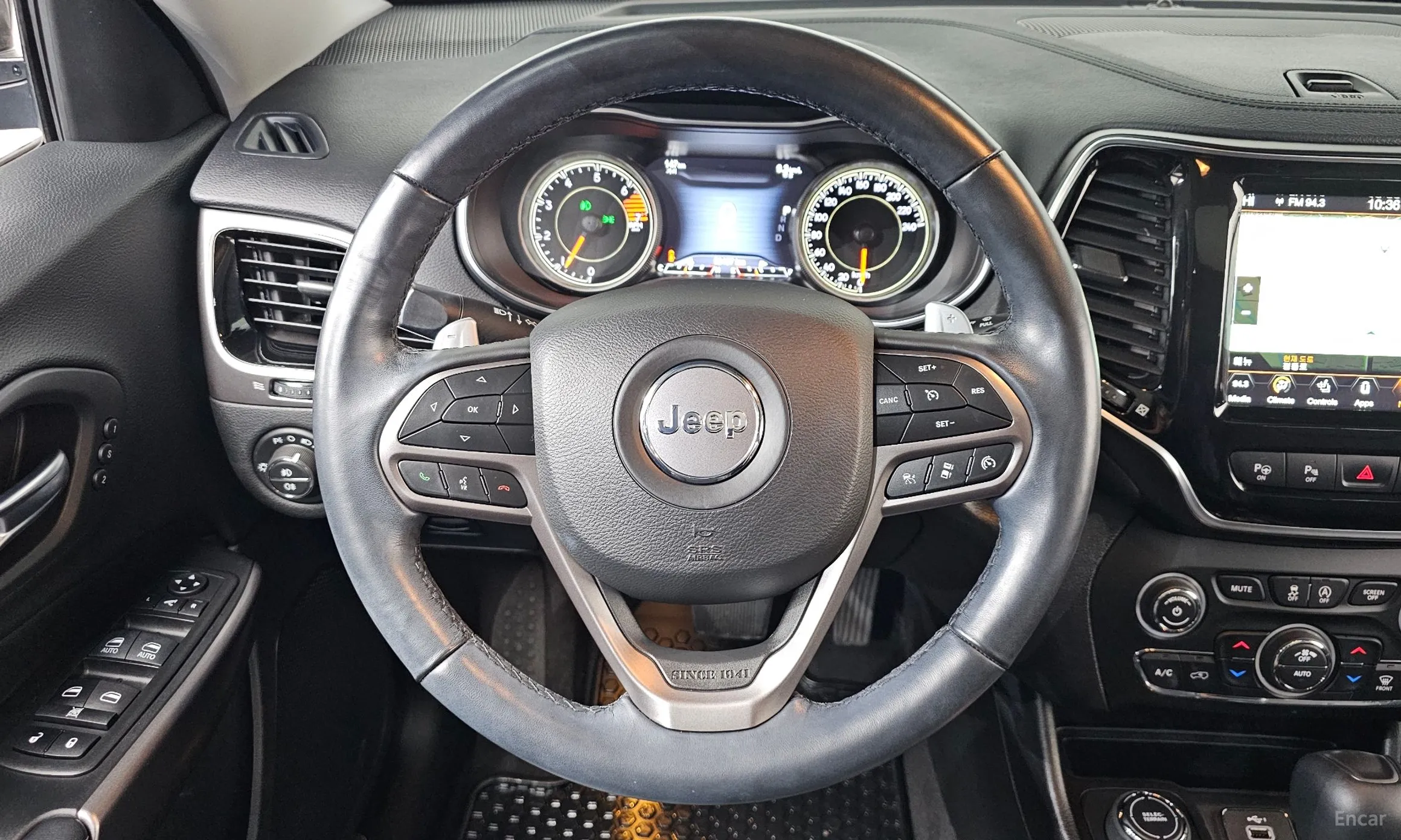 Jeep Cherokee (KL) превью 13