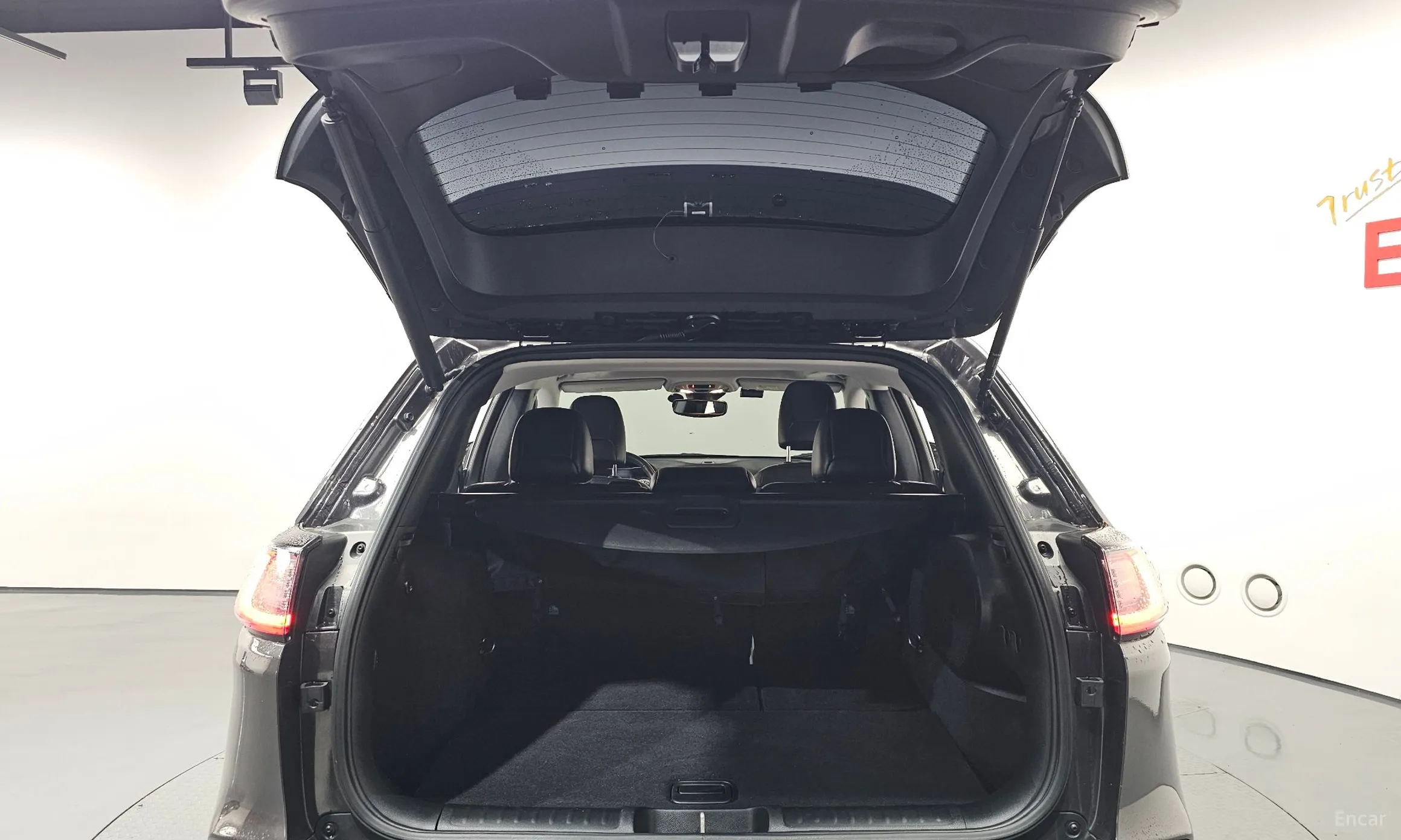 Jeep Cherokee (KL) превью 20