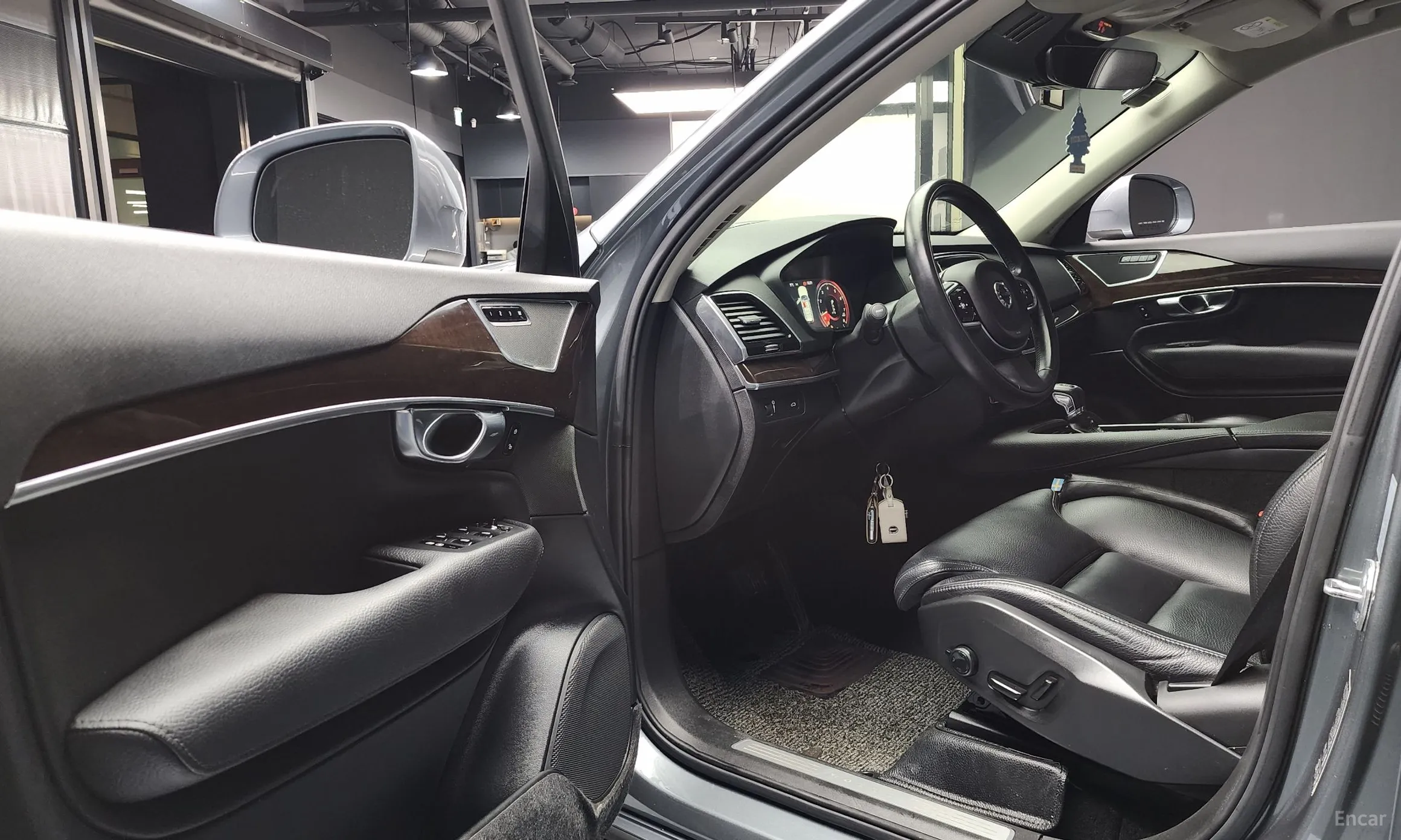 Volvo XC90 Gen 2 превью 10