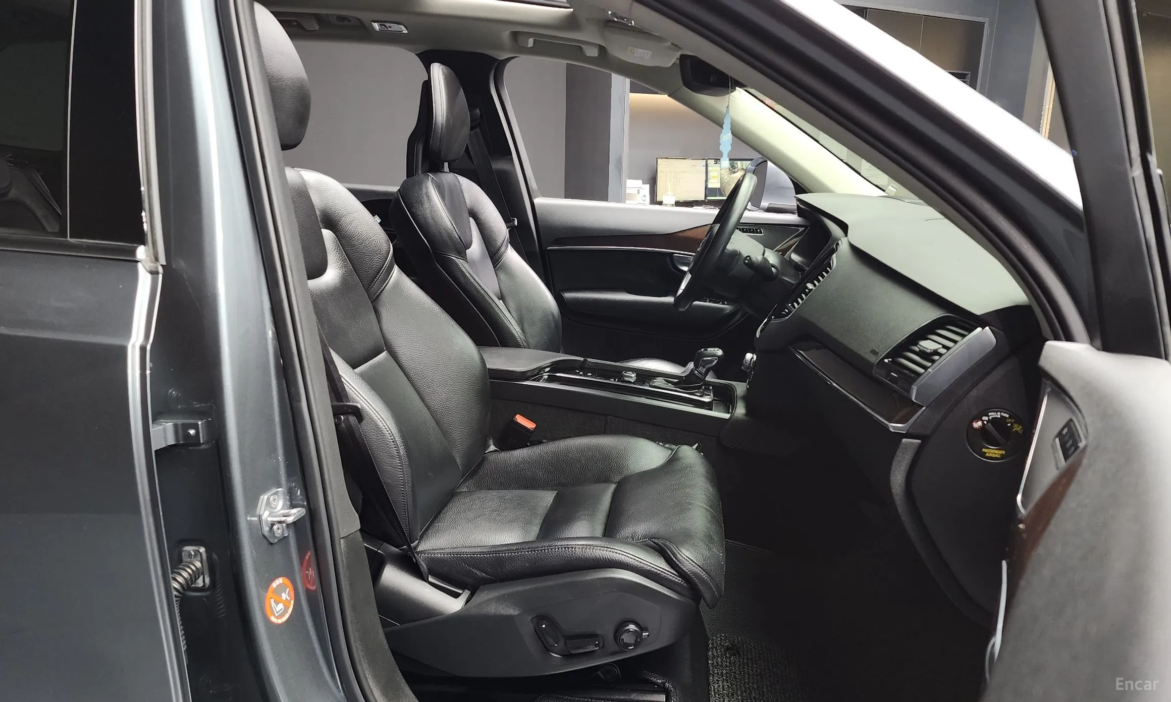 Volvo XC90 Gen 2 превью 11