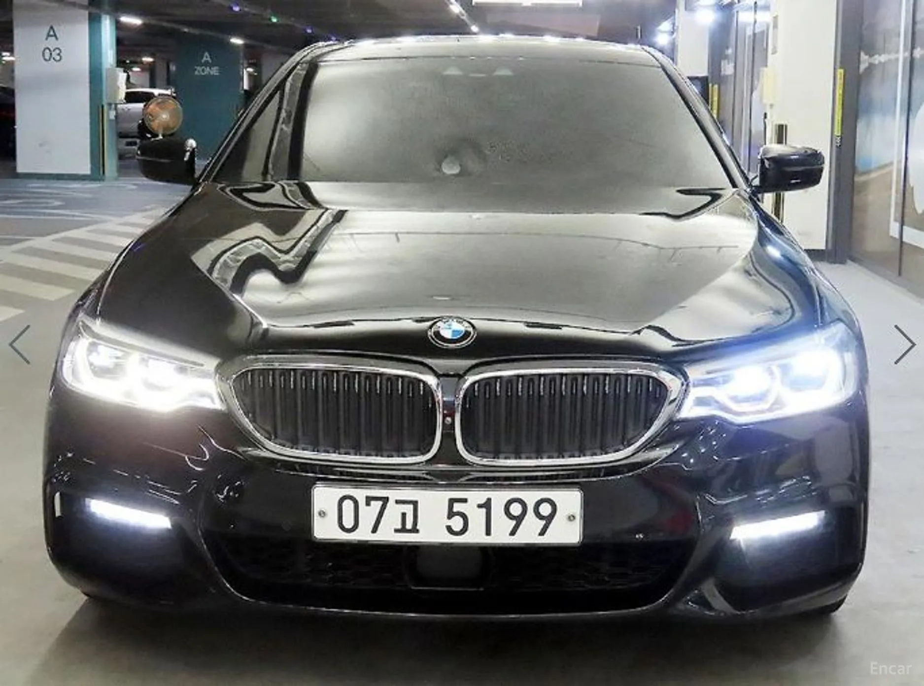 BMW 5 Series (G30) превью 2