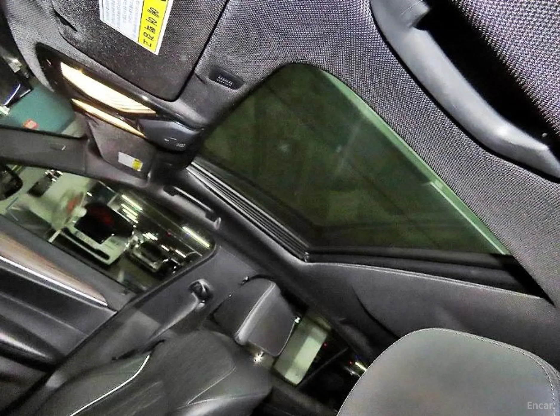 BMW 5 Series (G30) превью 17