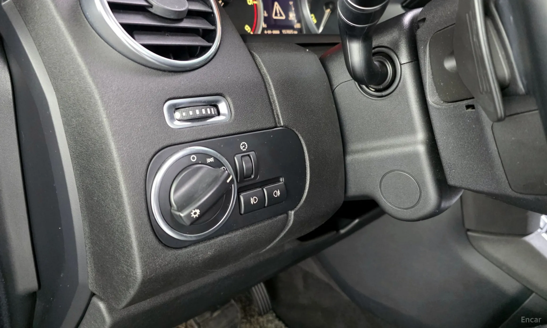 Land Rover Discovery 4 превью 17