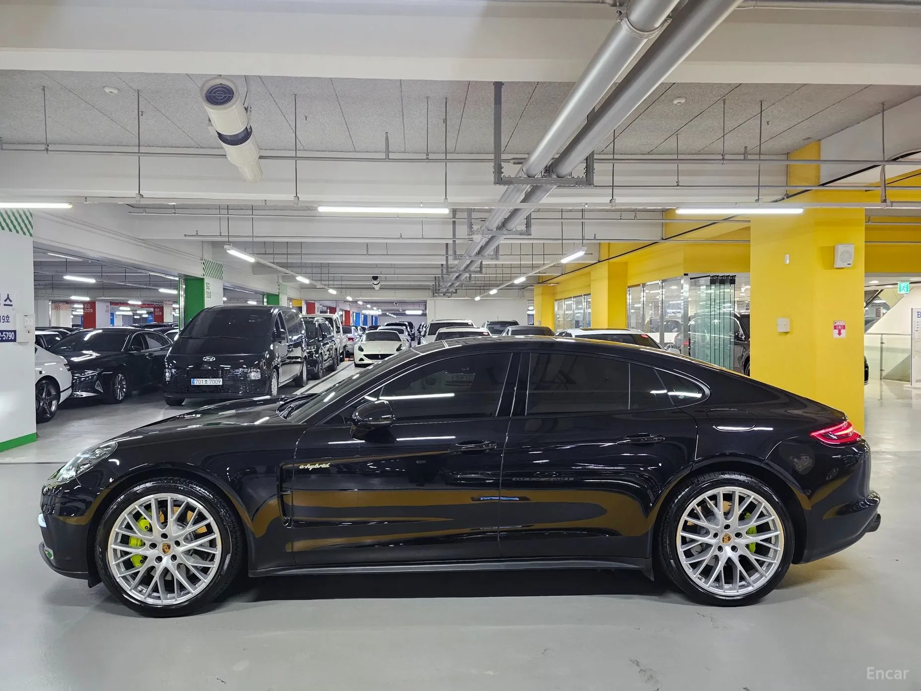 Porsche Panamera (971) превью 3