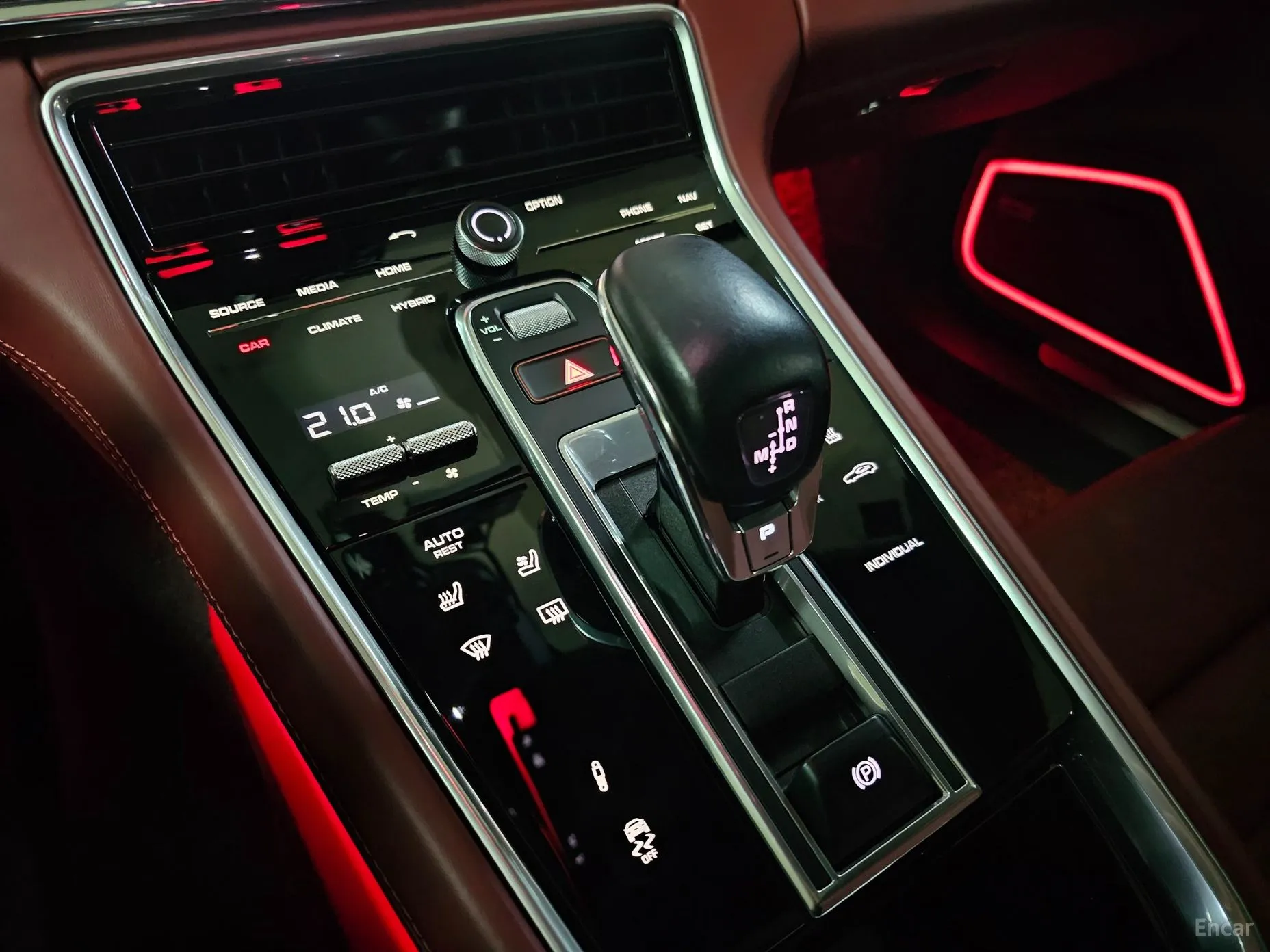 Porsche Panamera (971) превью 9