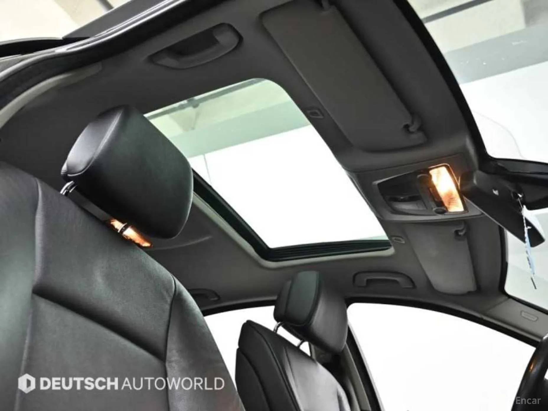 BMW 5 Series (F10) превью 15