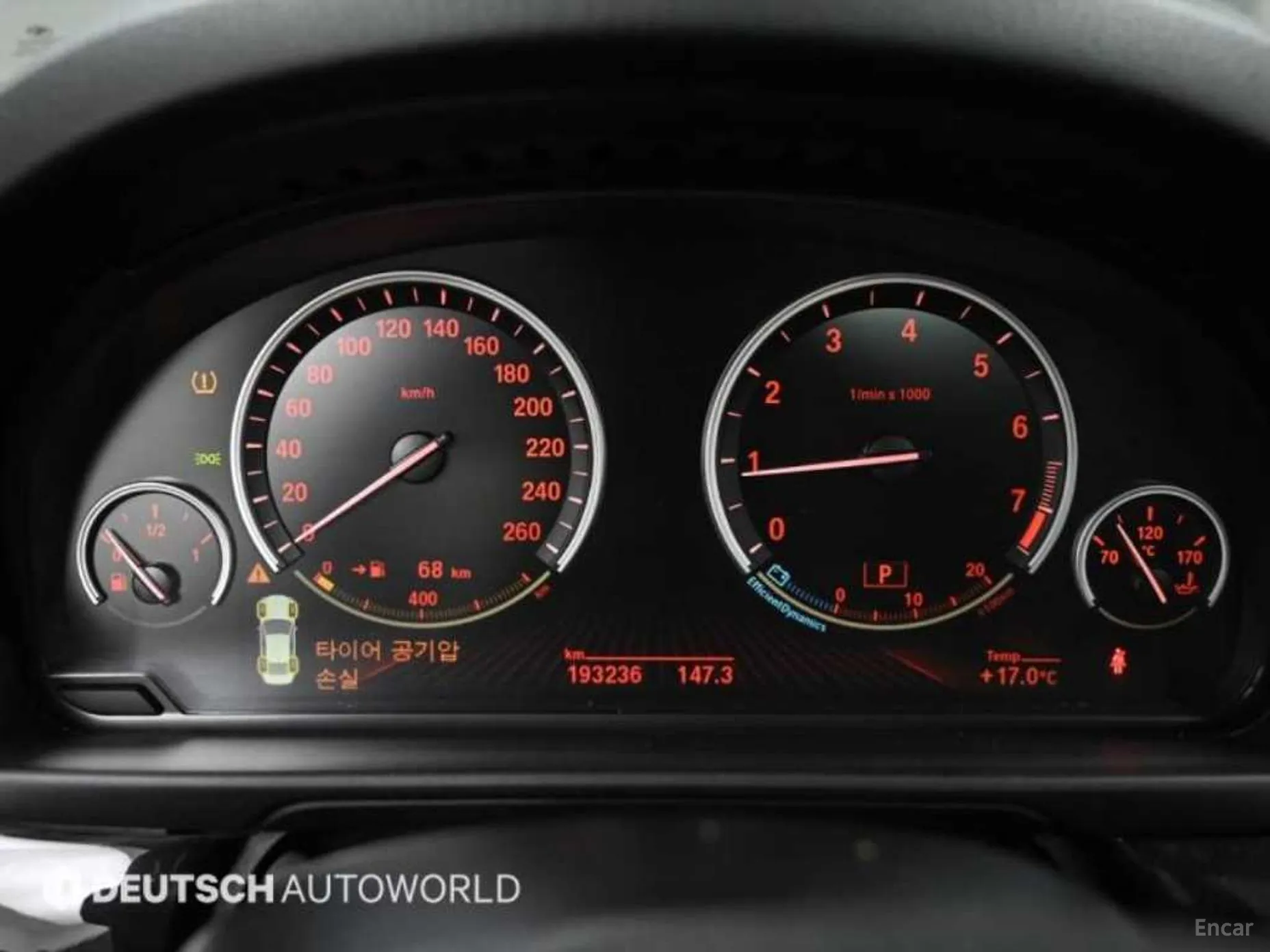 BMW 5 Series (F10) превью 7
