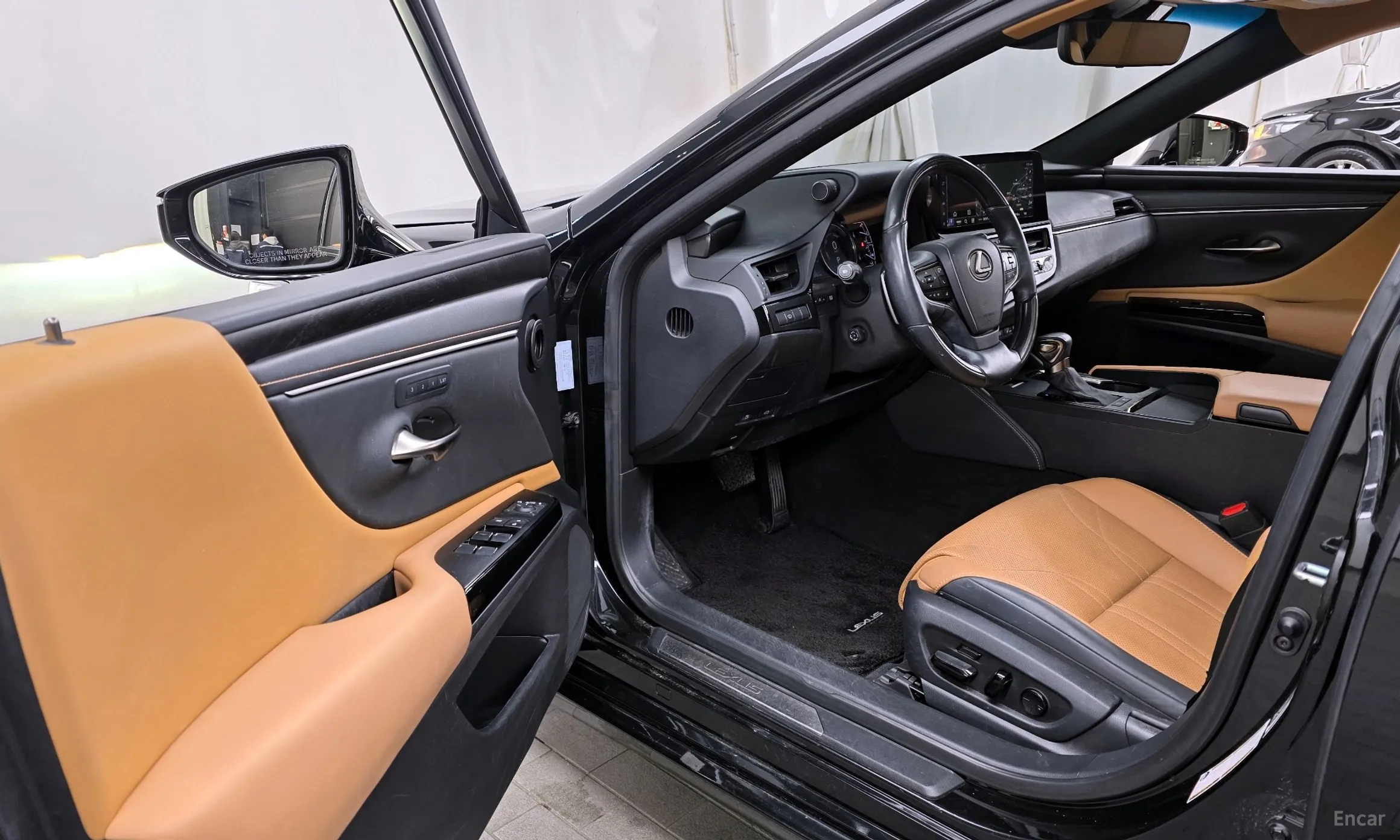 Lexus ES300h 7th Generation превью 10