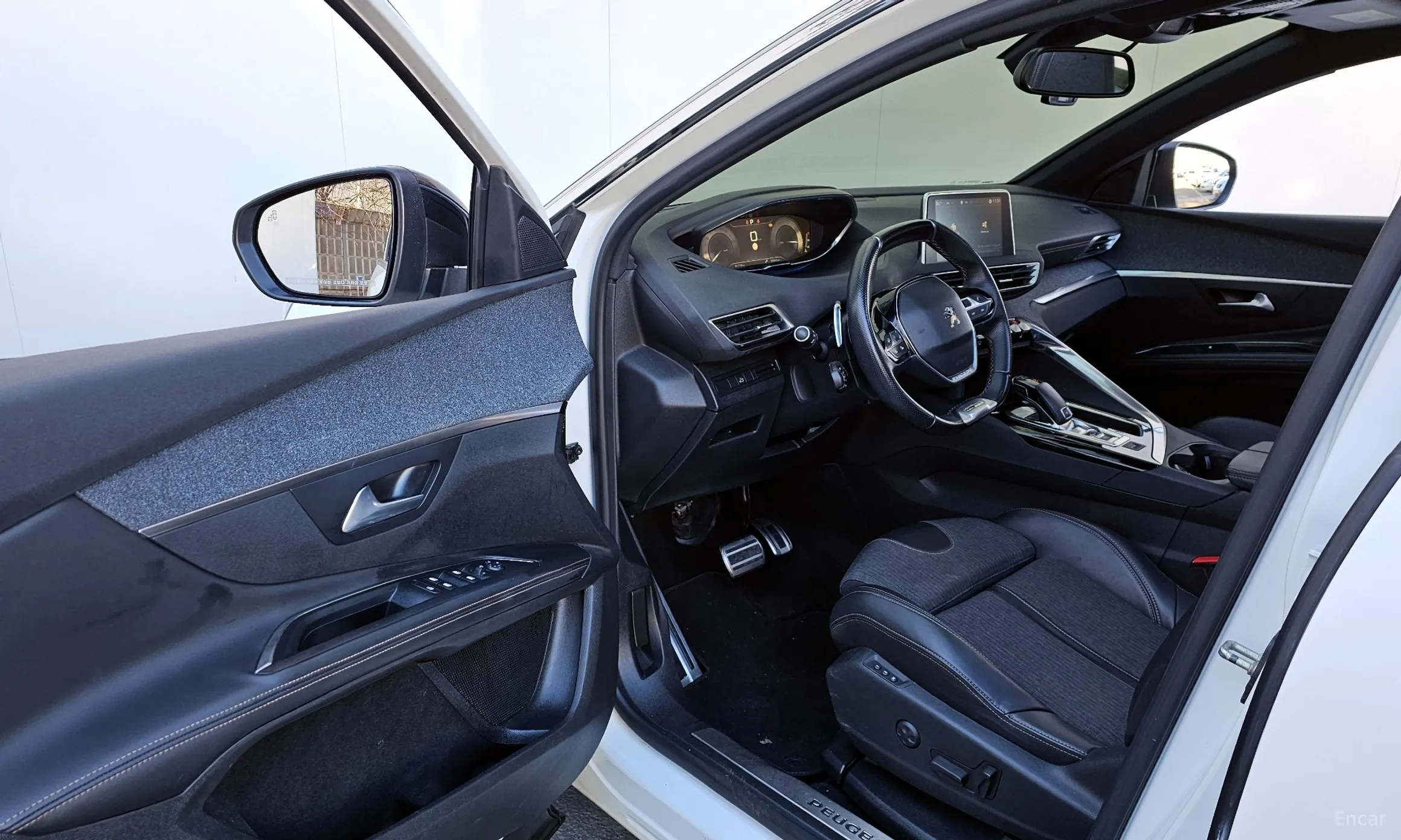 Peugeot 5008 2nd generation превью 11