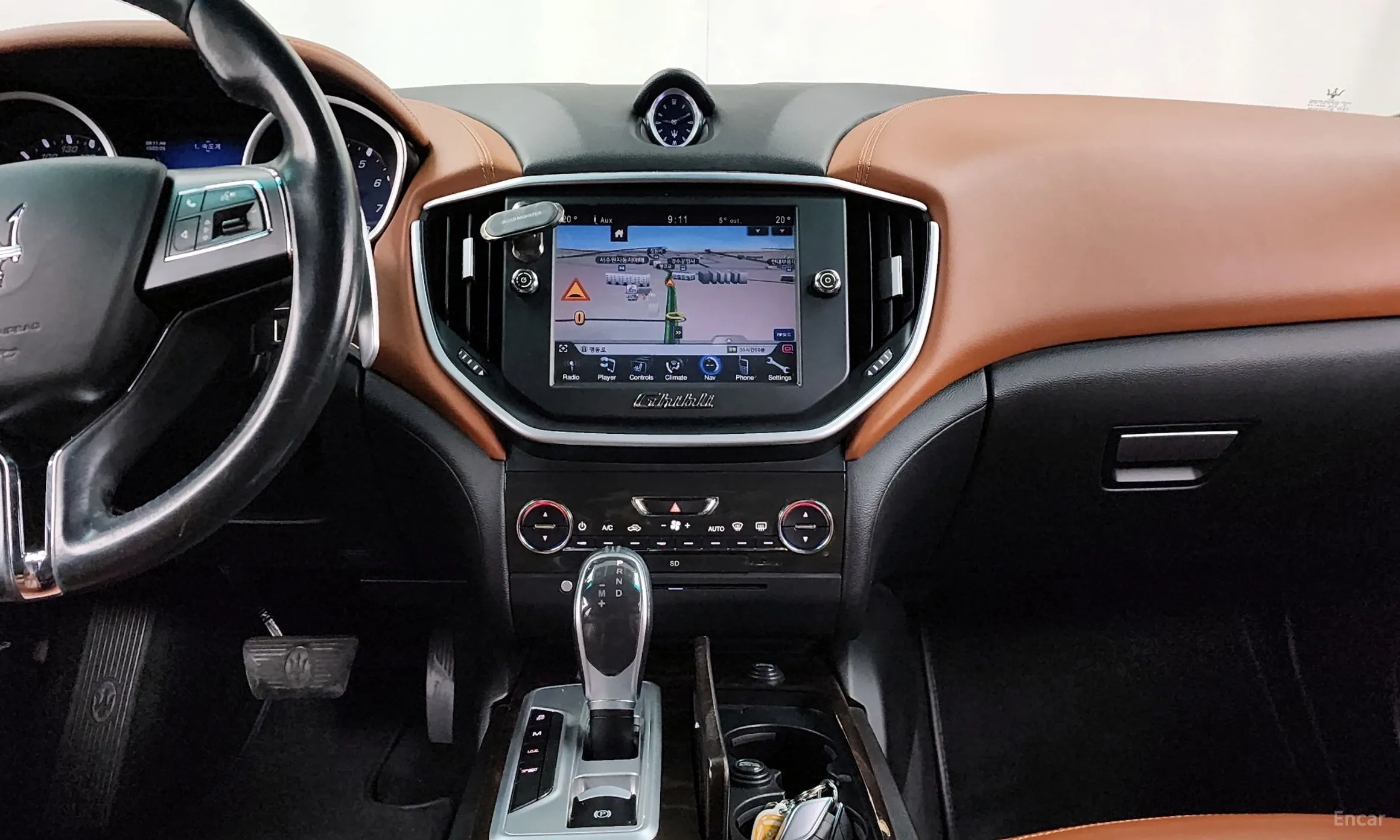 Maserati Ghibli превью 14