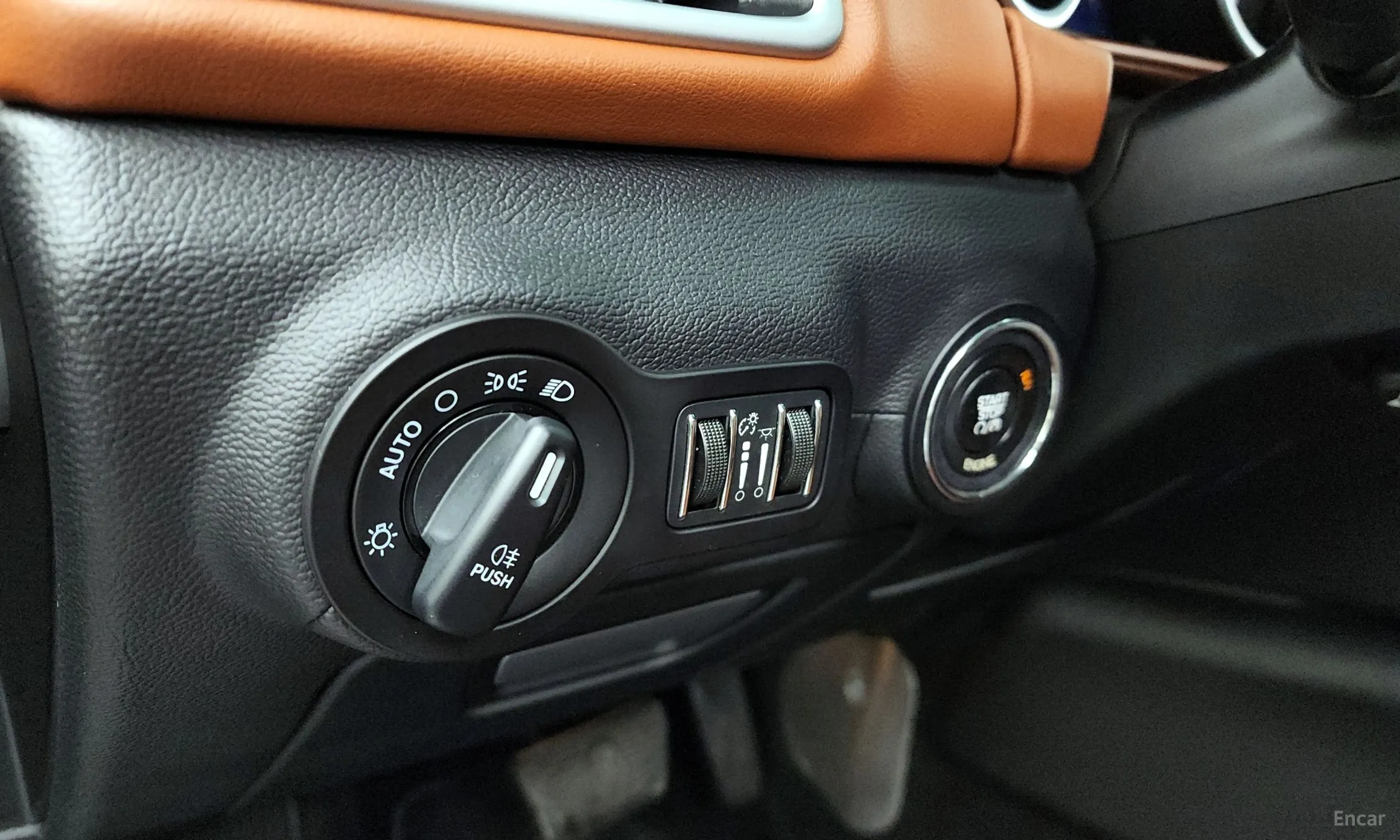 Maserati Ghibli превью 16