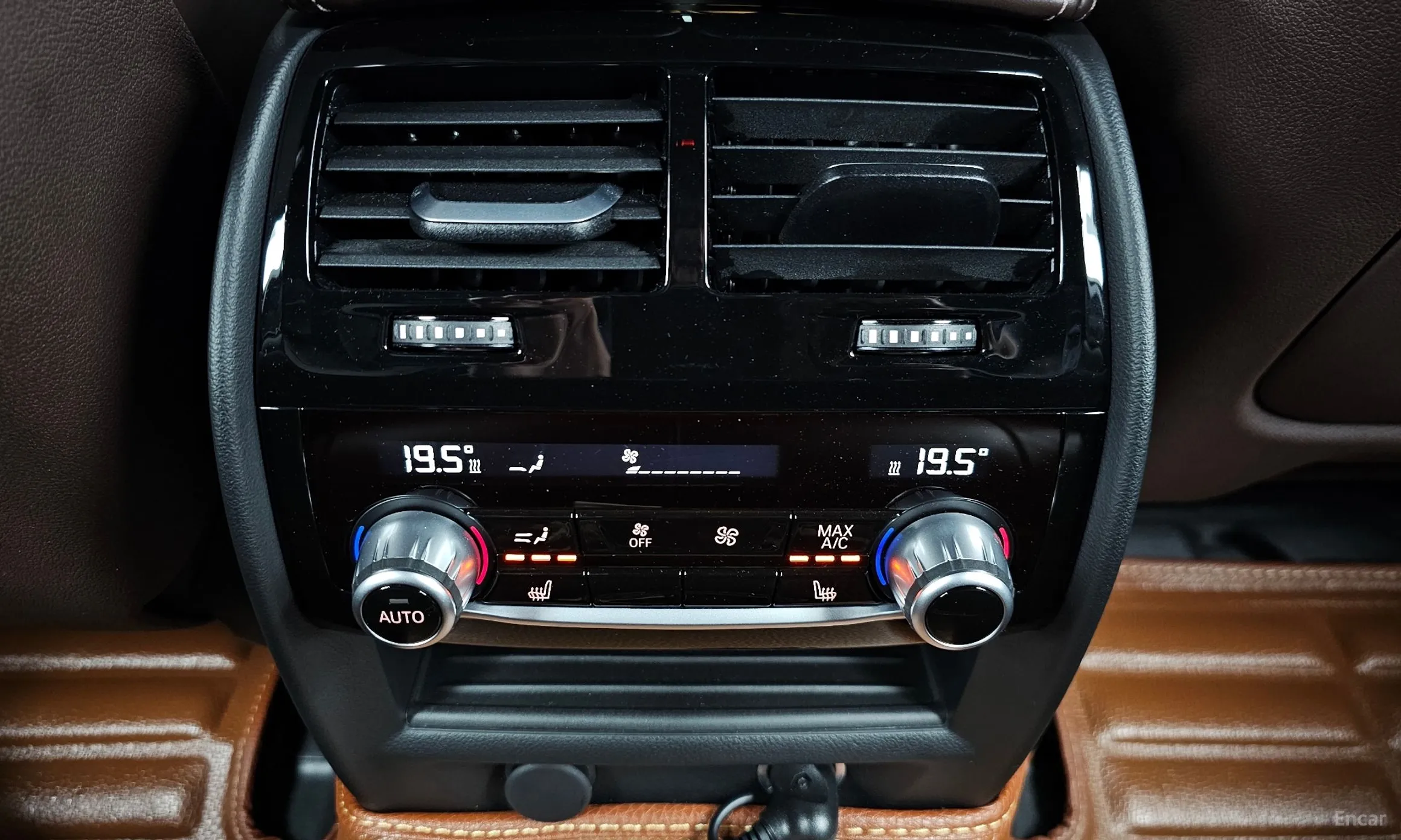 BMW 5 Series (G30) превью 18