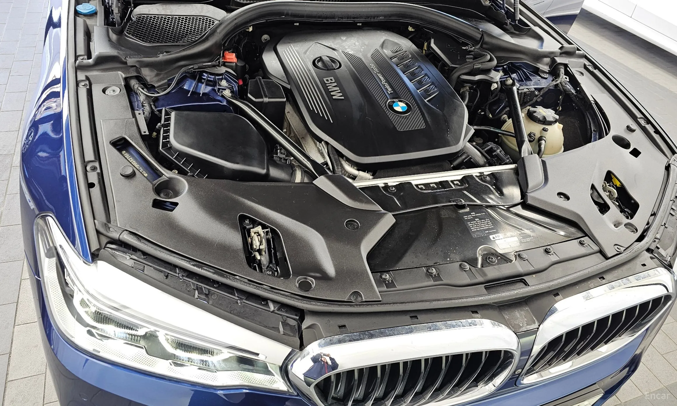 BMW 5 Series (G30) превью 6
