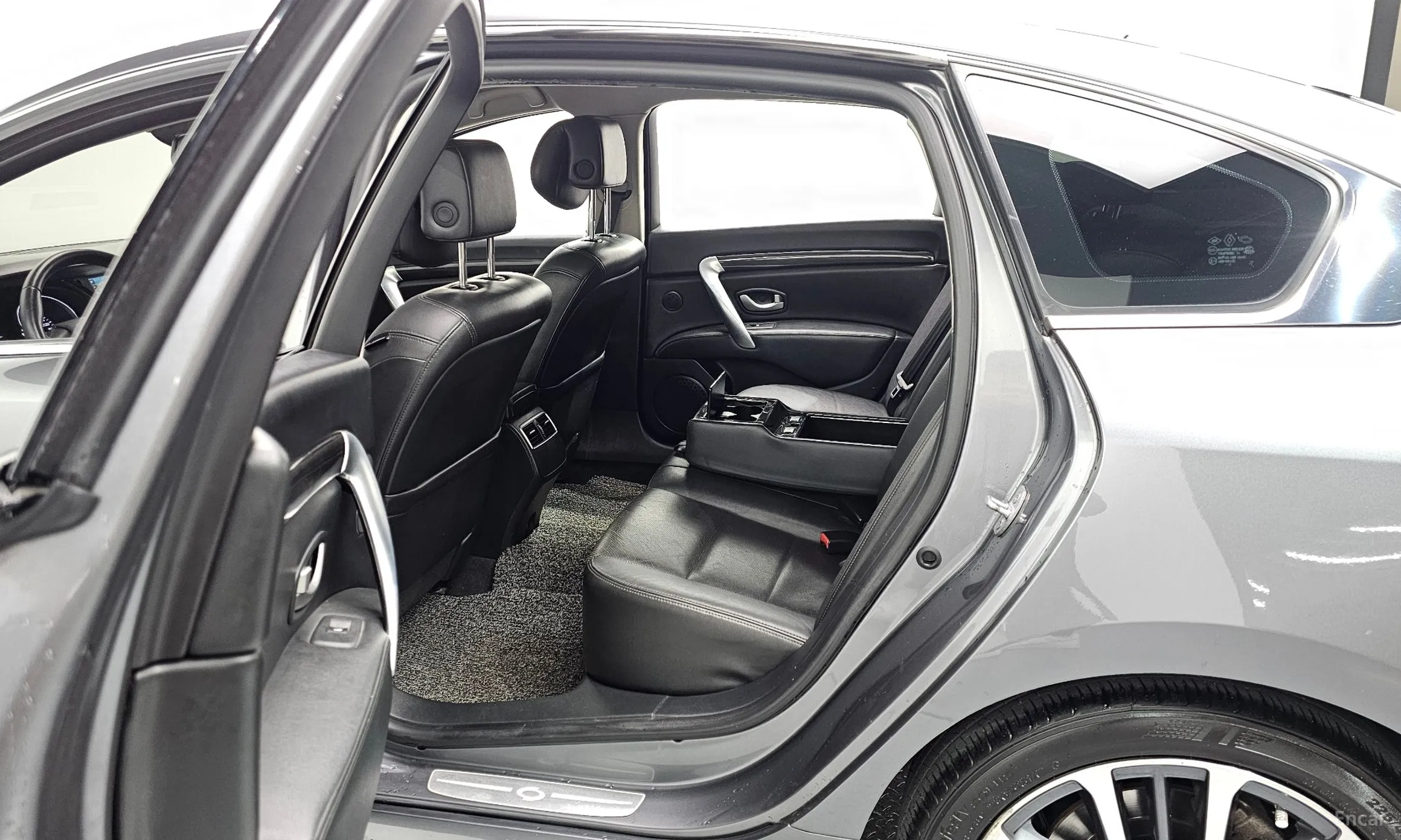 Renault Korea (Samsung) SM7 превью 12