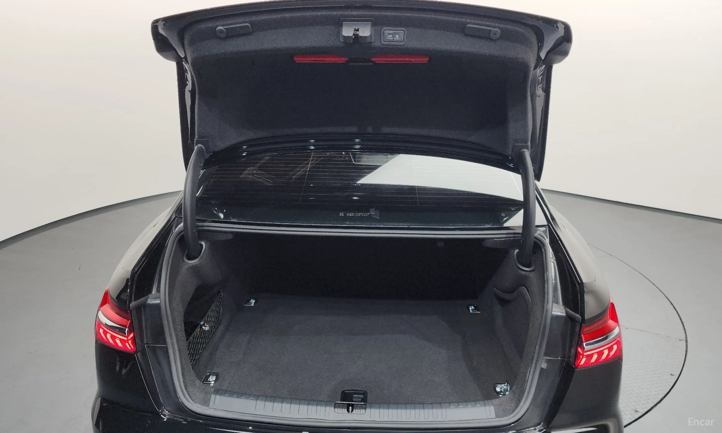 Audi A6 (C8) превью 20