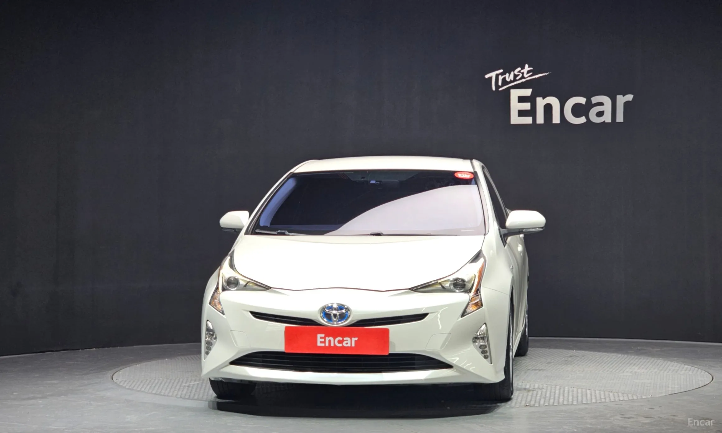 Toyota Prius 4th Generation превью 3
