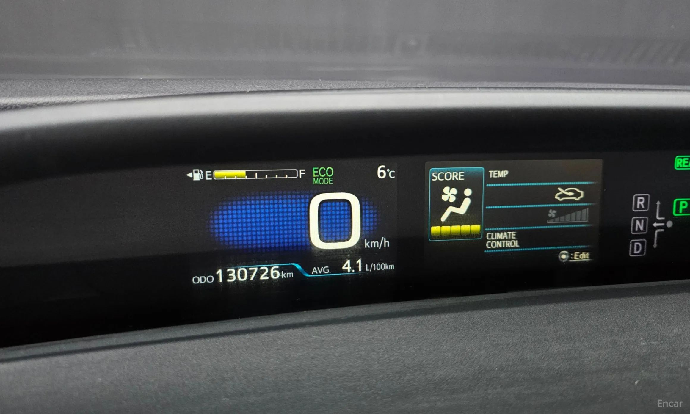 Toyota Prius 4th Generation превью 8
