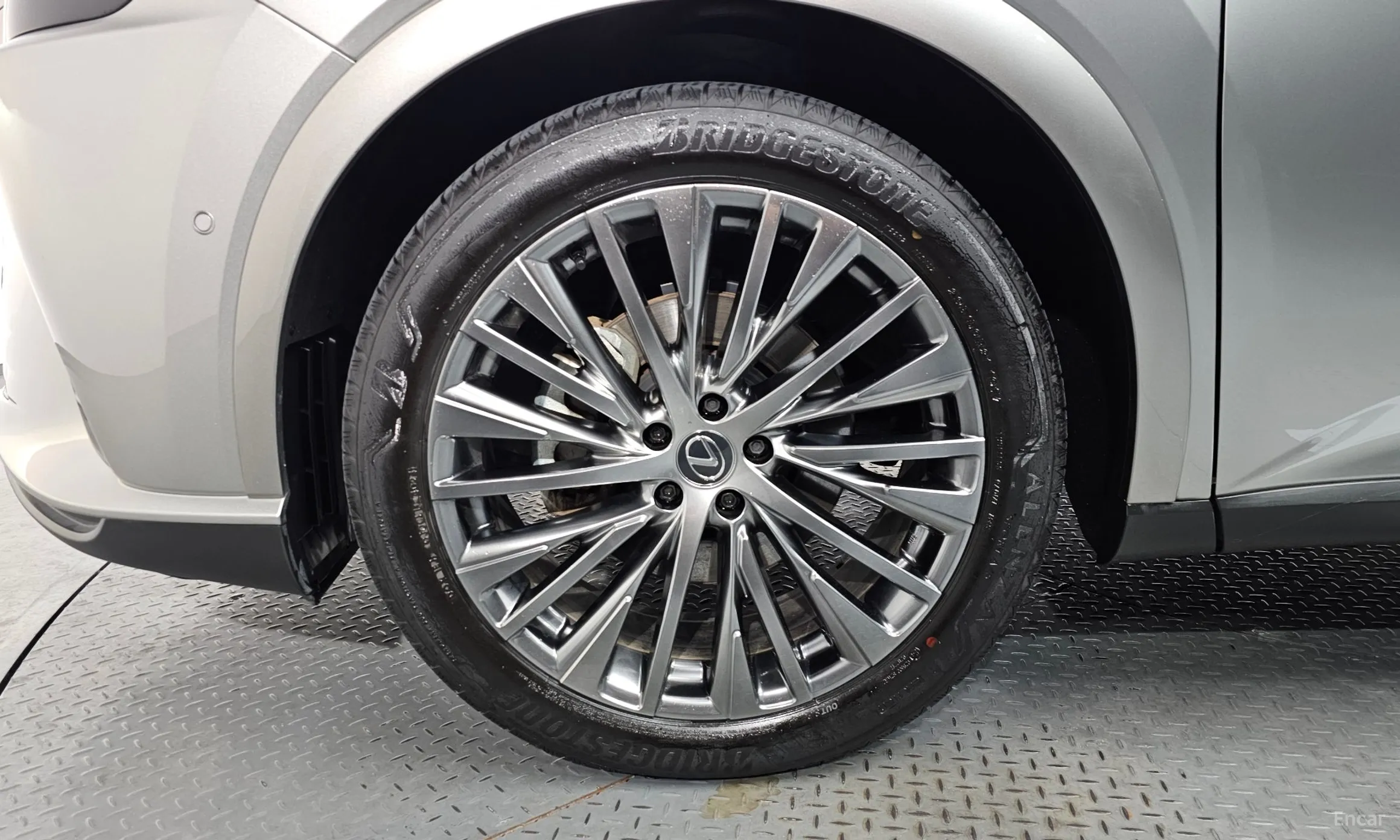 Lexus RX350h 5th Generation превью 5