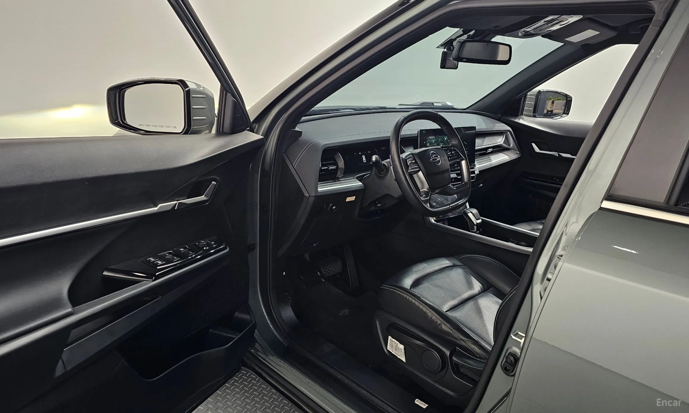 KG Mobility (SsangYong) Torres превью 10