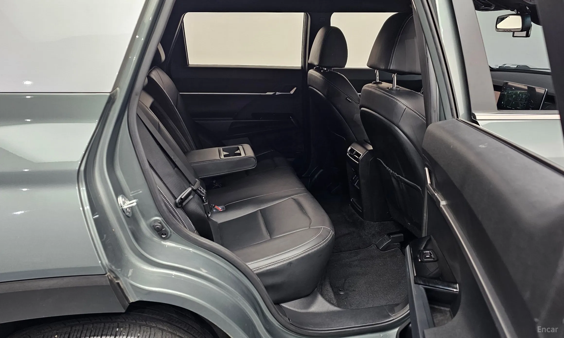 KG Mobility (SsangYong) Torres превью 12