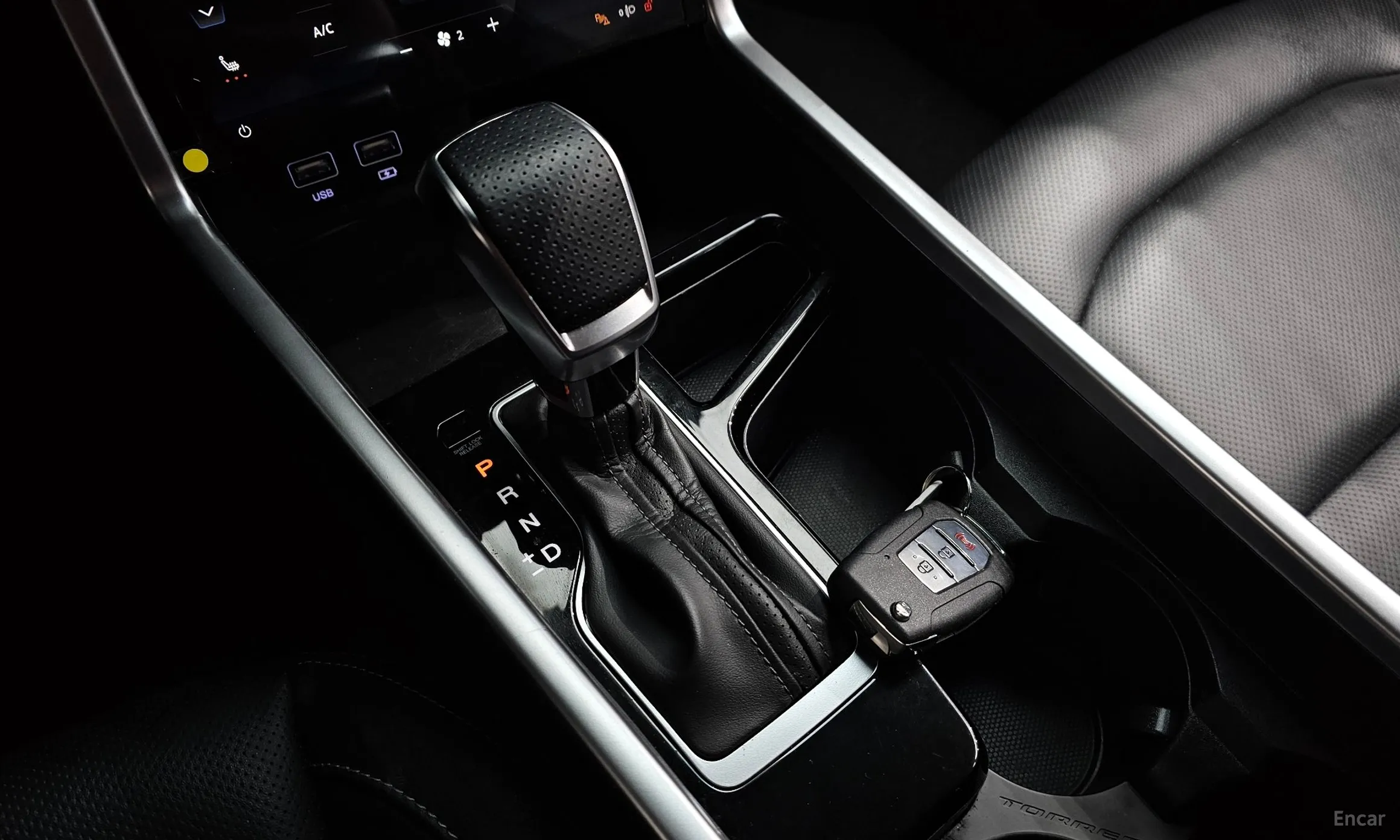 KG Mobility (SsangYong) Torres превью 9