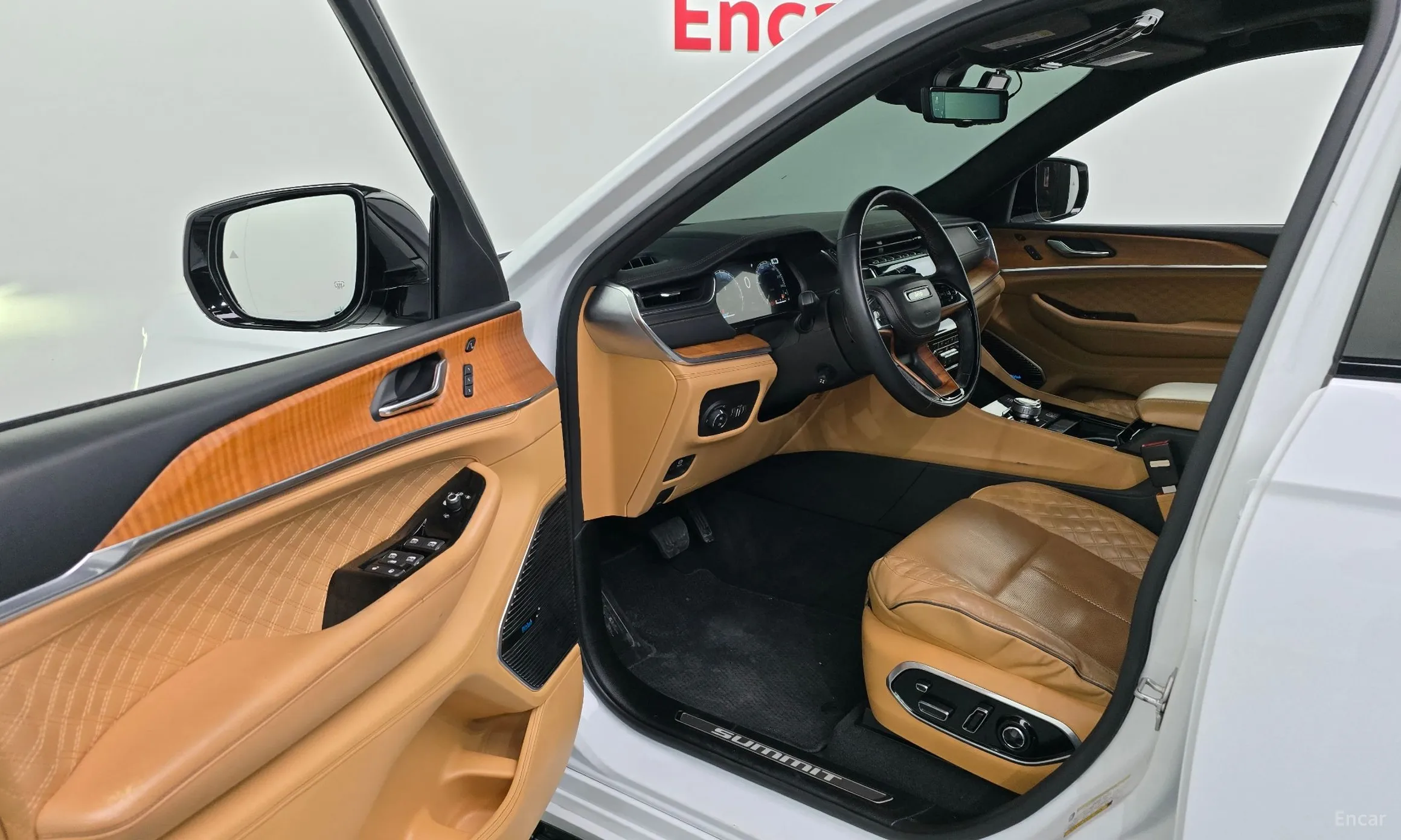 Jeep Grand Cherokee (WL) превью 10