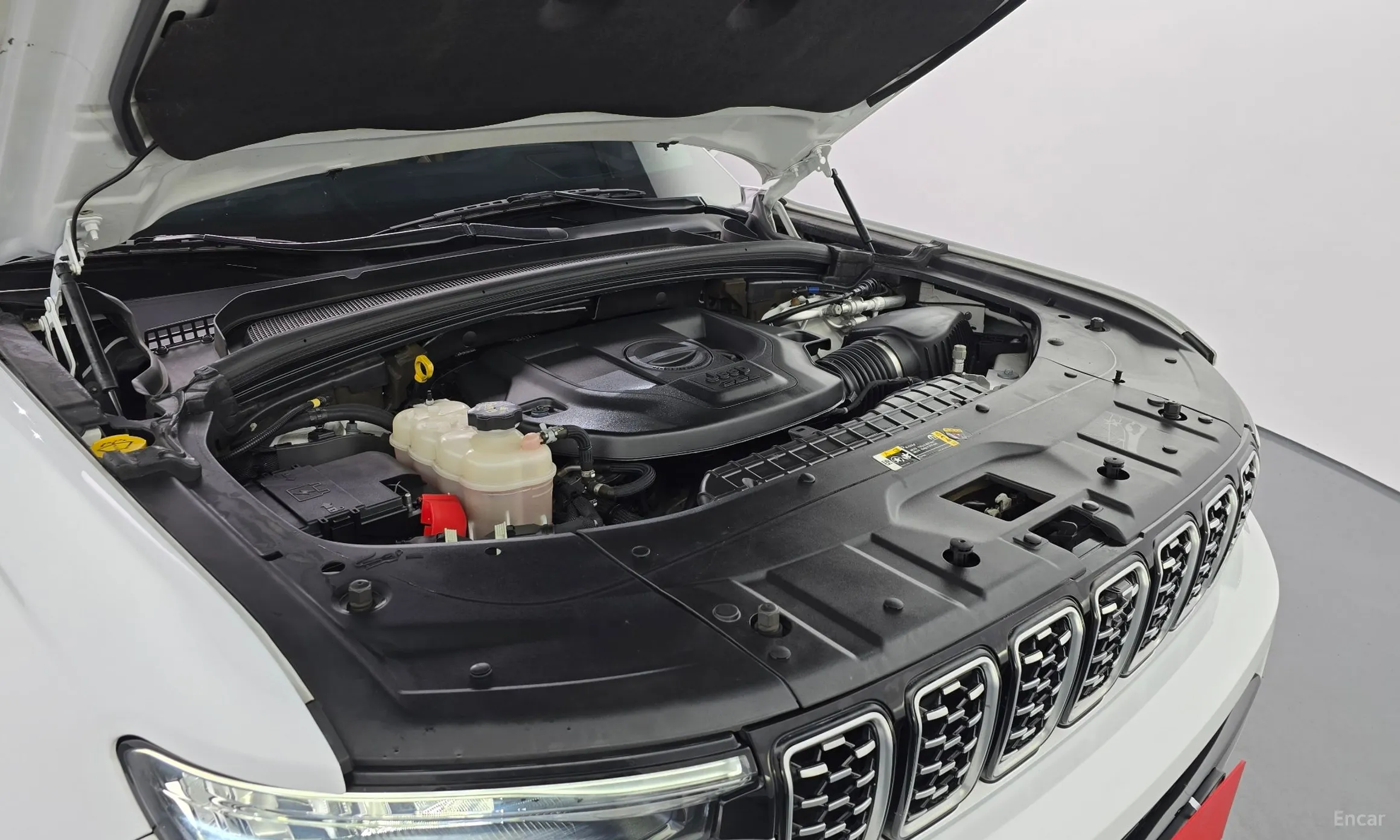 Jeep Grand Cherokee (WL) превью 6