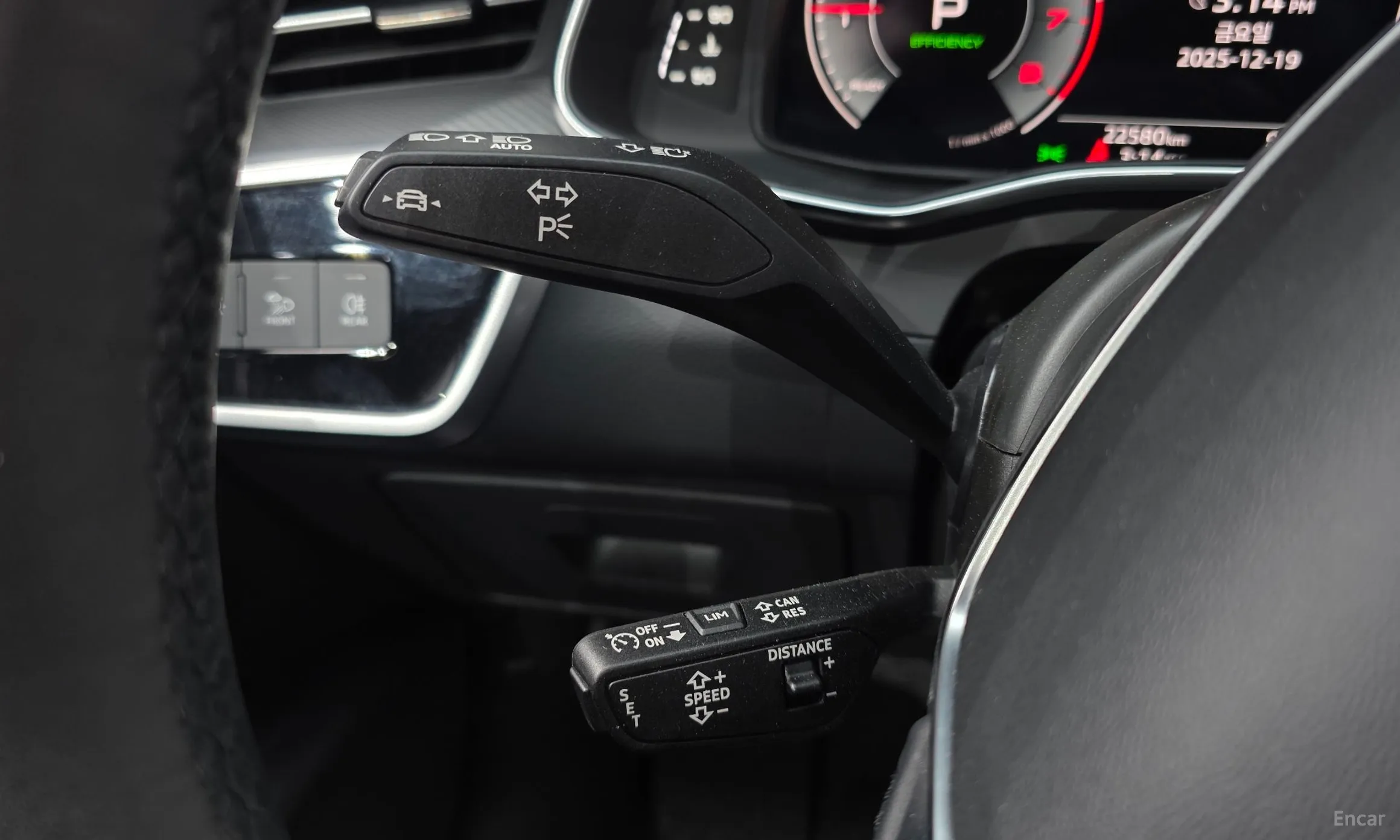 Audi A6 (C8) превью 18