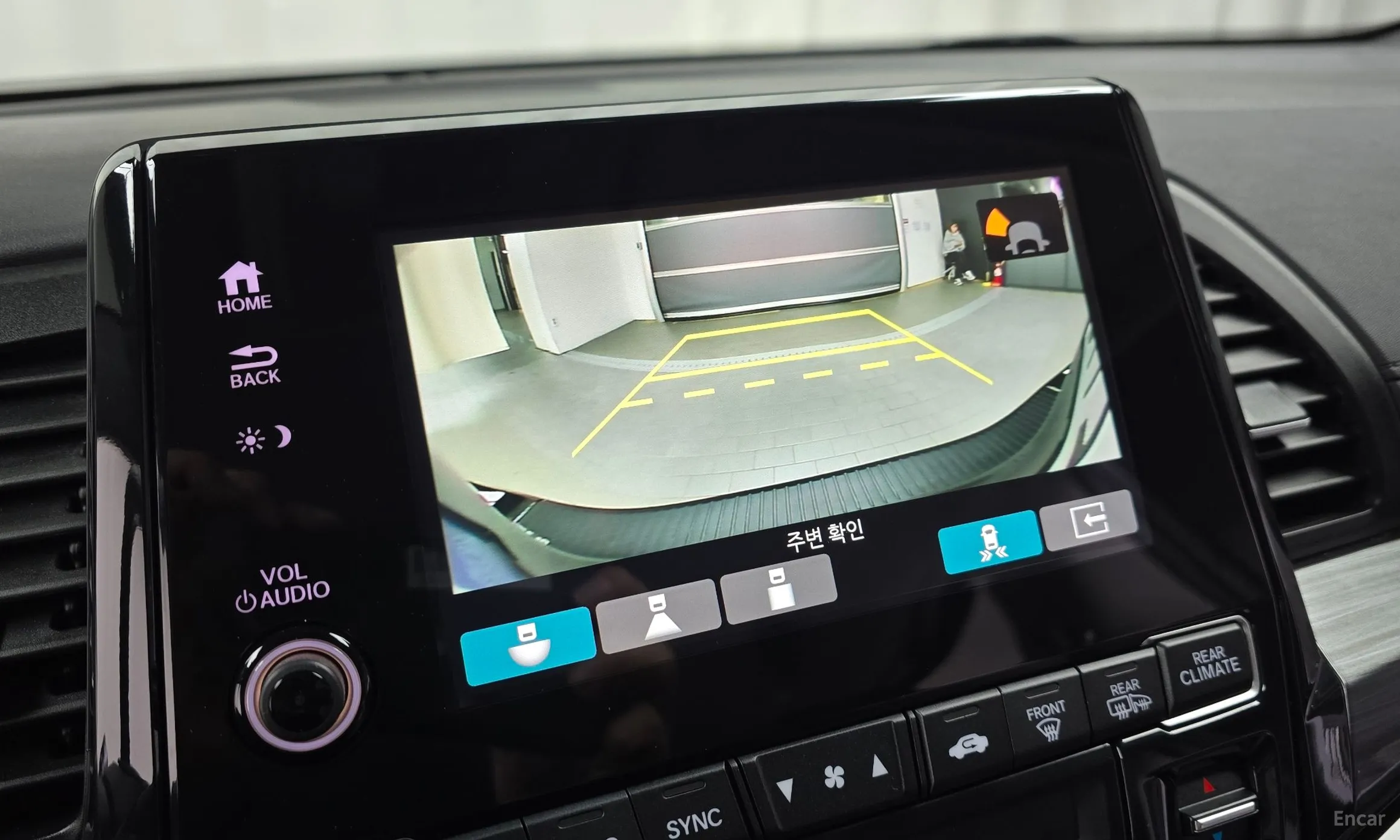 Honda Odyssey превью 15
