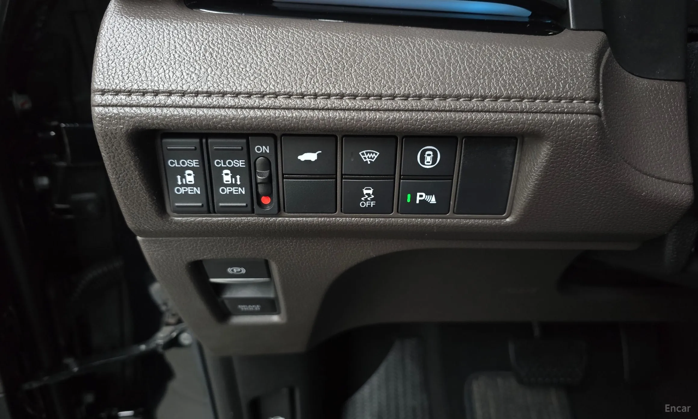 Honda Odyssey превью 18