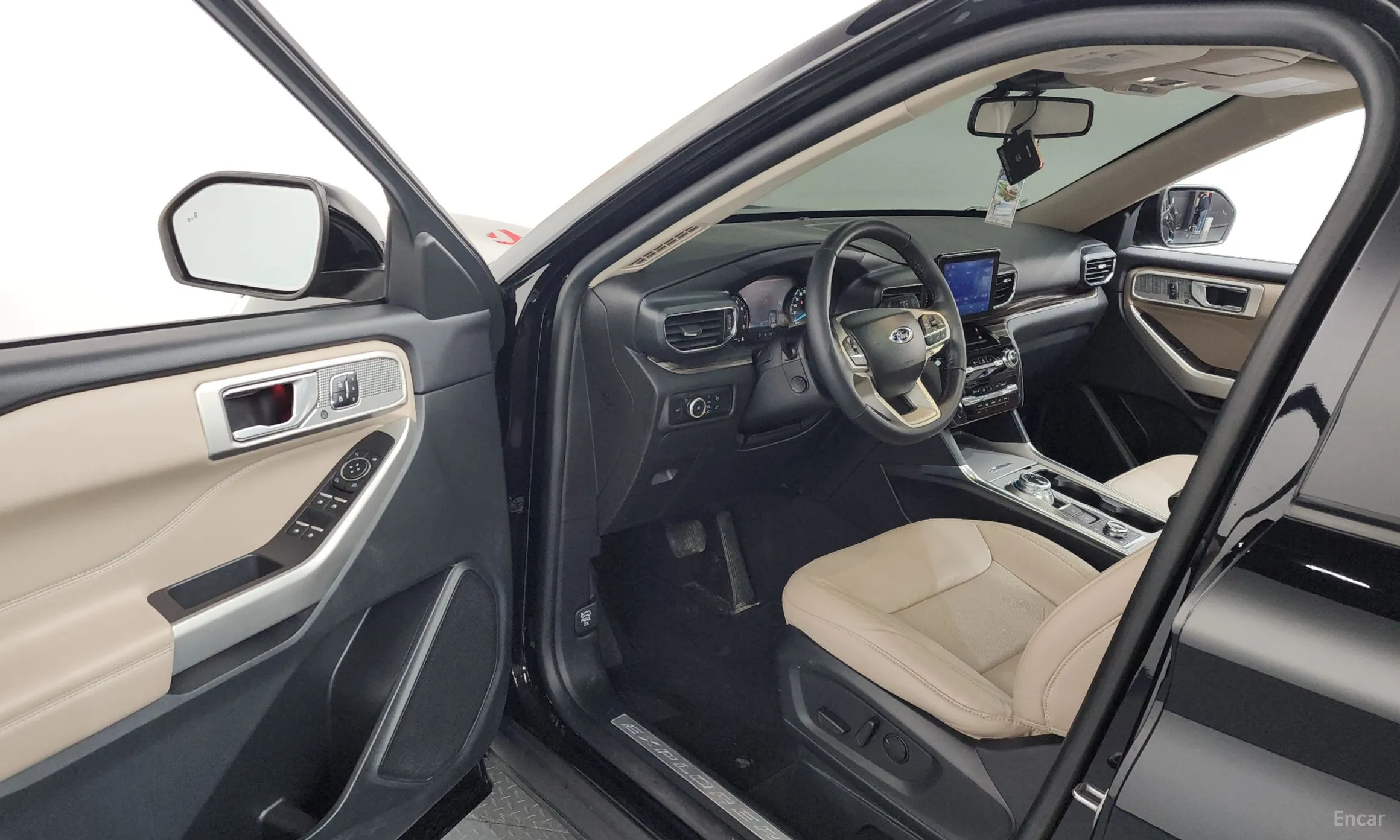 Ford Explorer 6th Generation превью 10