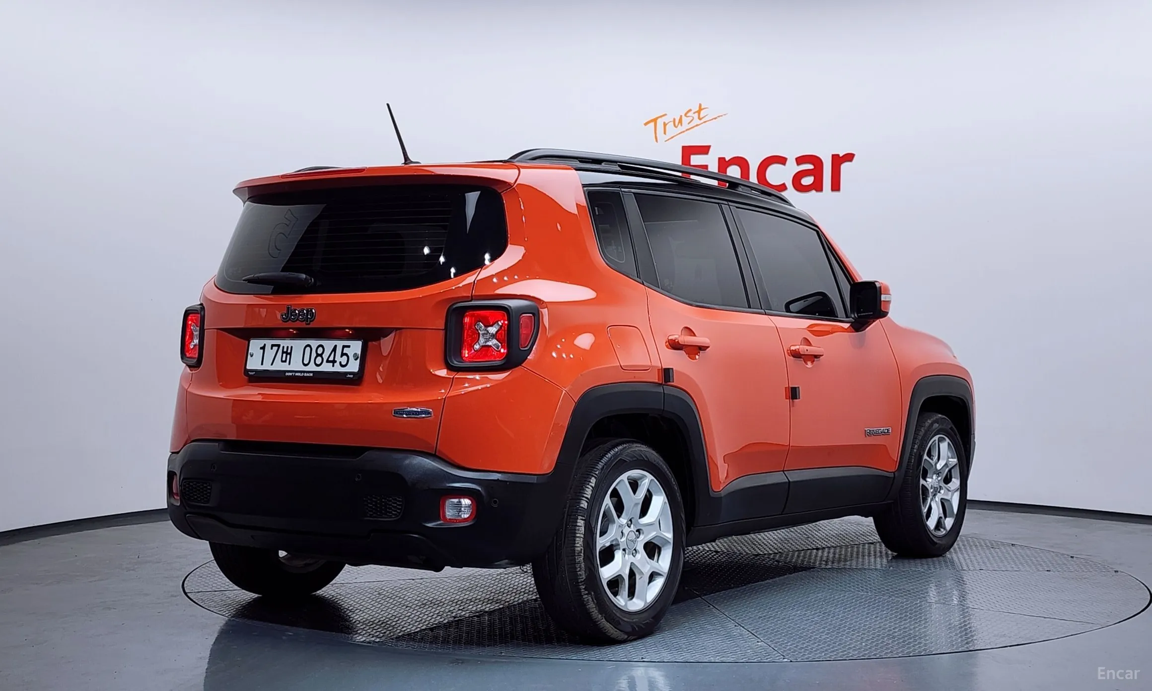 Jeep Renegade превью 2