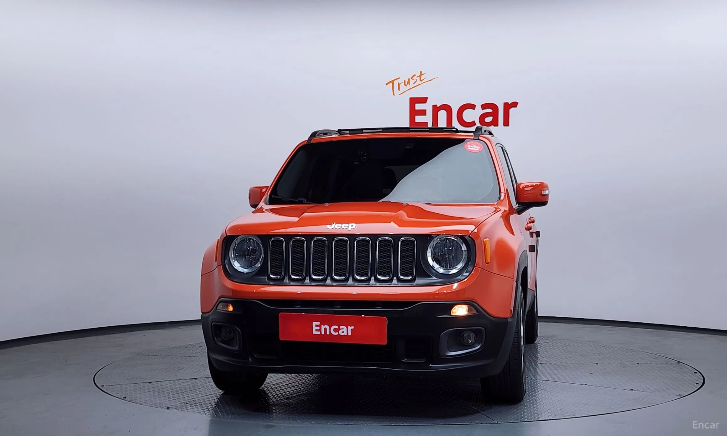 Jeep Renegade превью 3