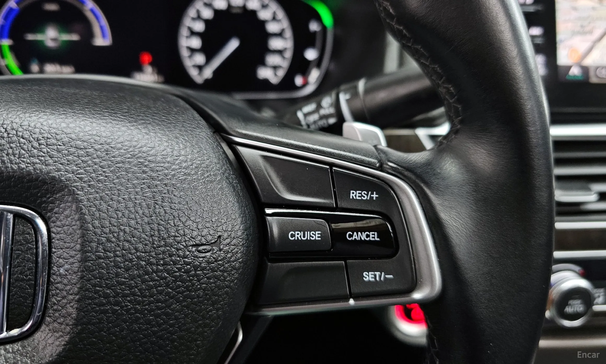 Honda Accord 10th Generation превью 12