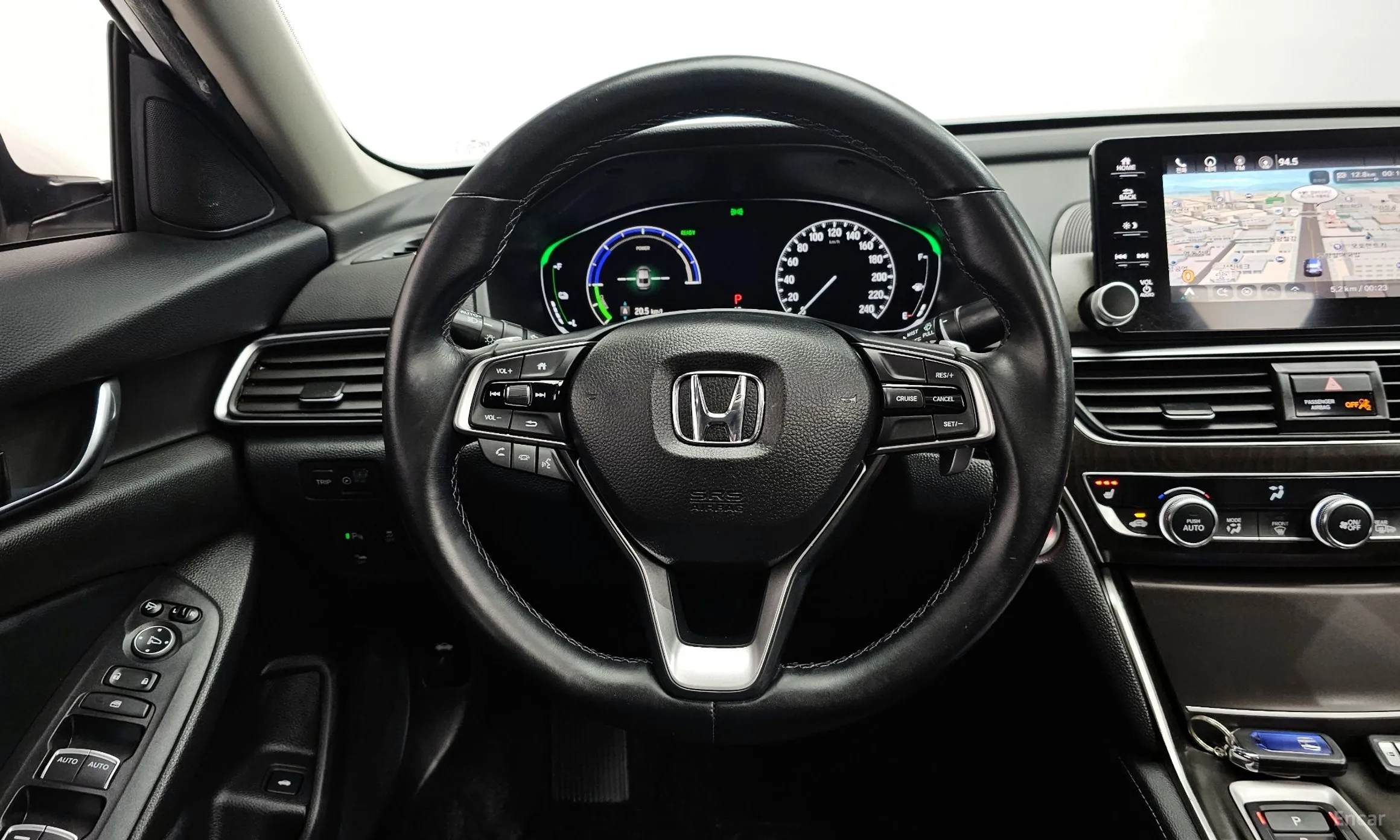 Honda Accord 10th Generation превью 13