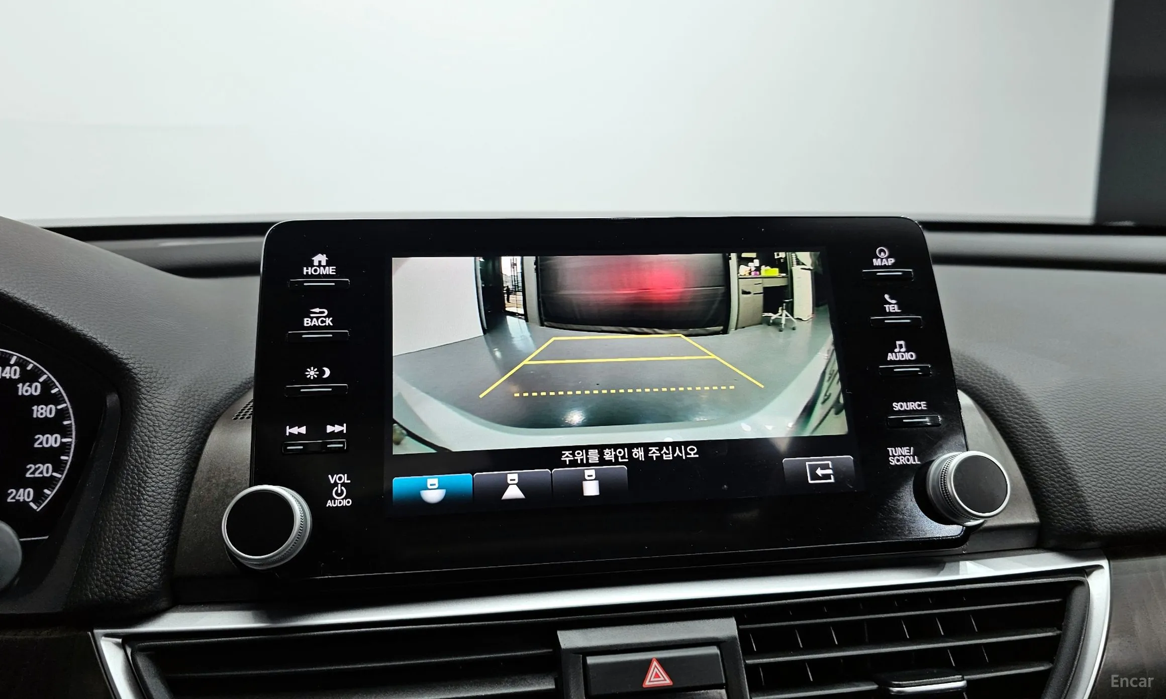 Honda Accord 10th Generation превью 16