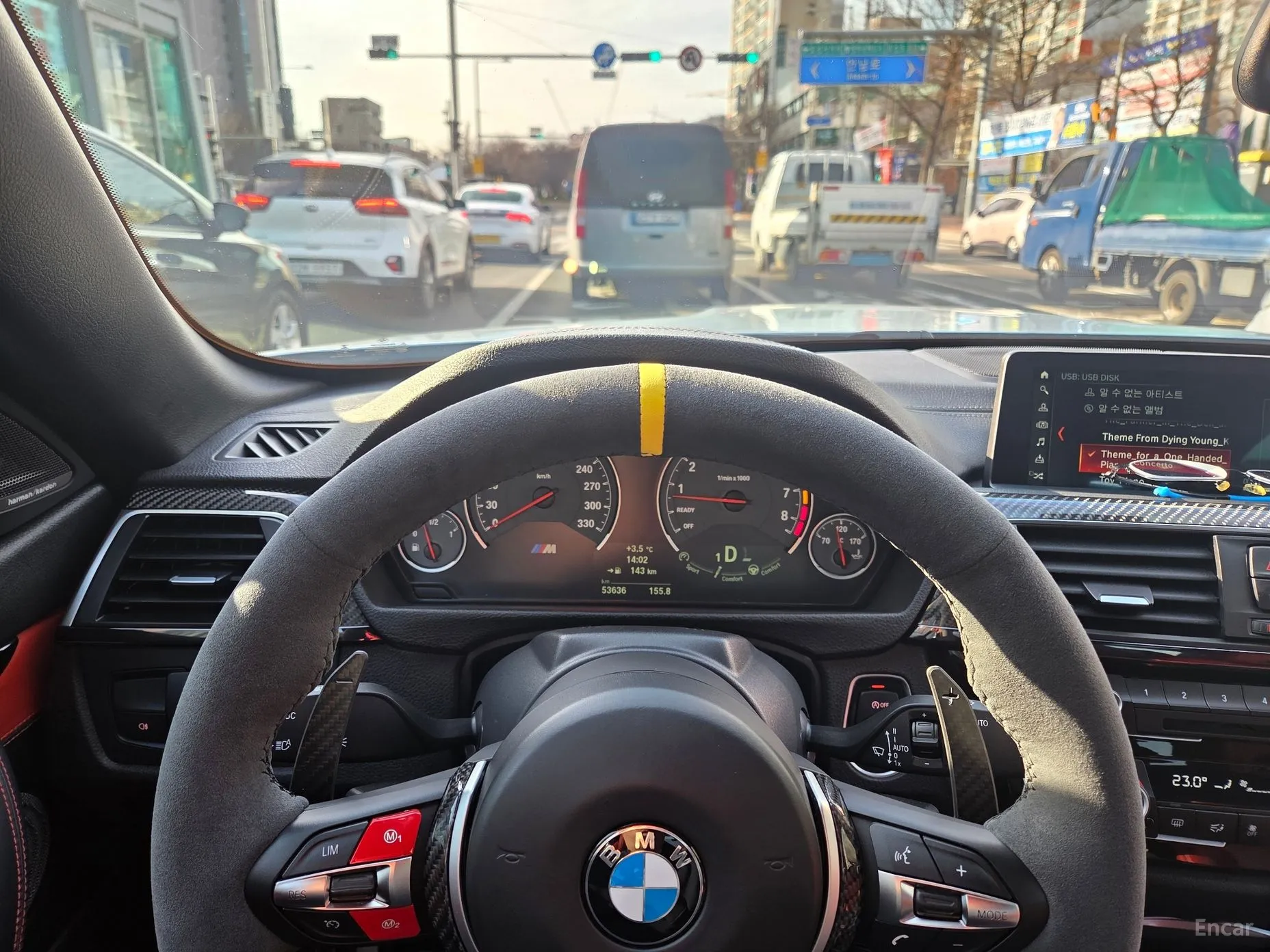 BMW M4 (F82) превью 10