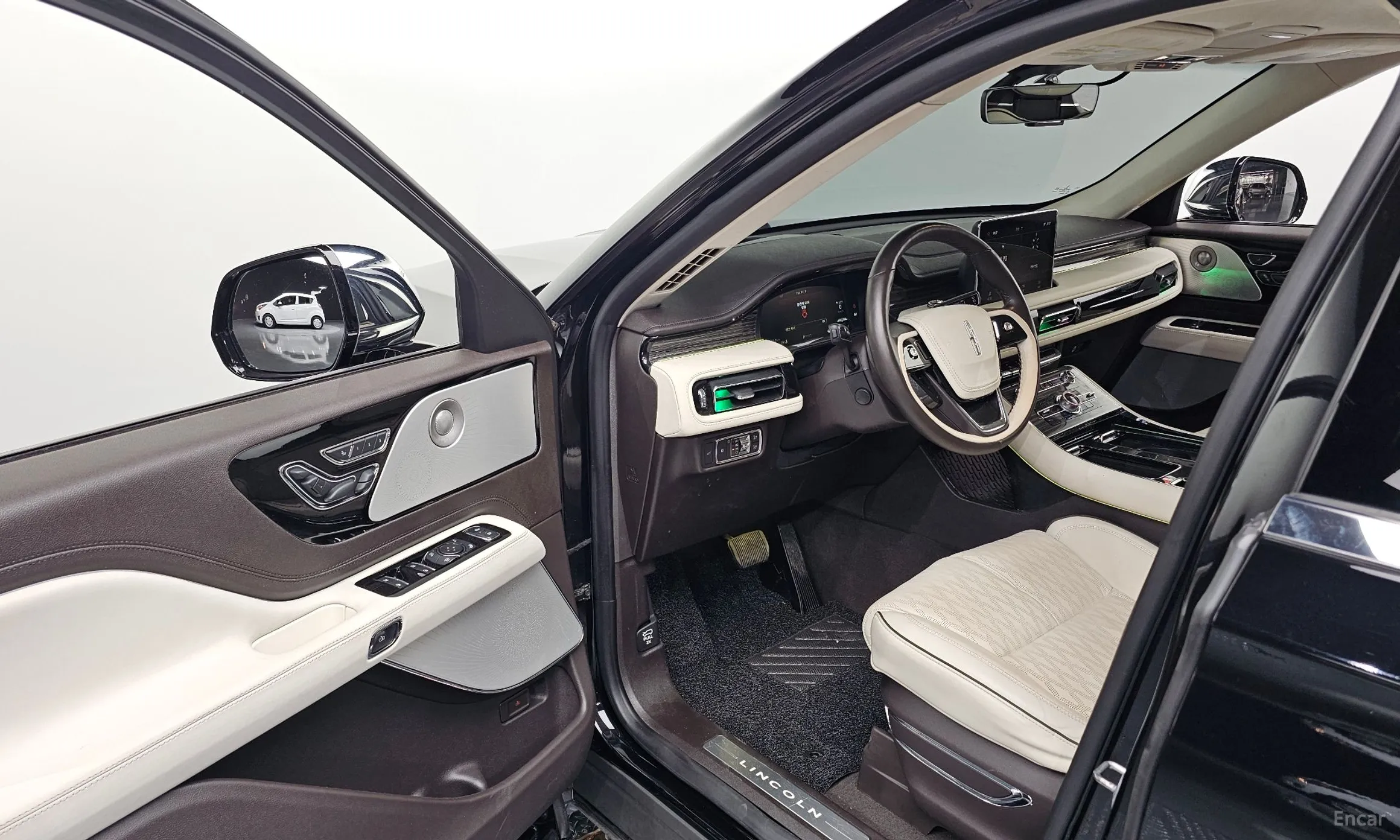 Lincoln Aviator 2nd Generation превью 10