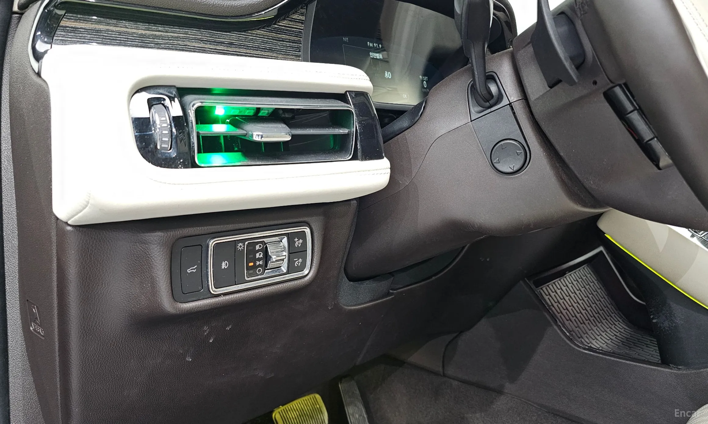 Lincoln Aviator 2nd Generation превью 11