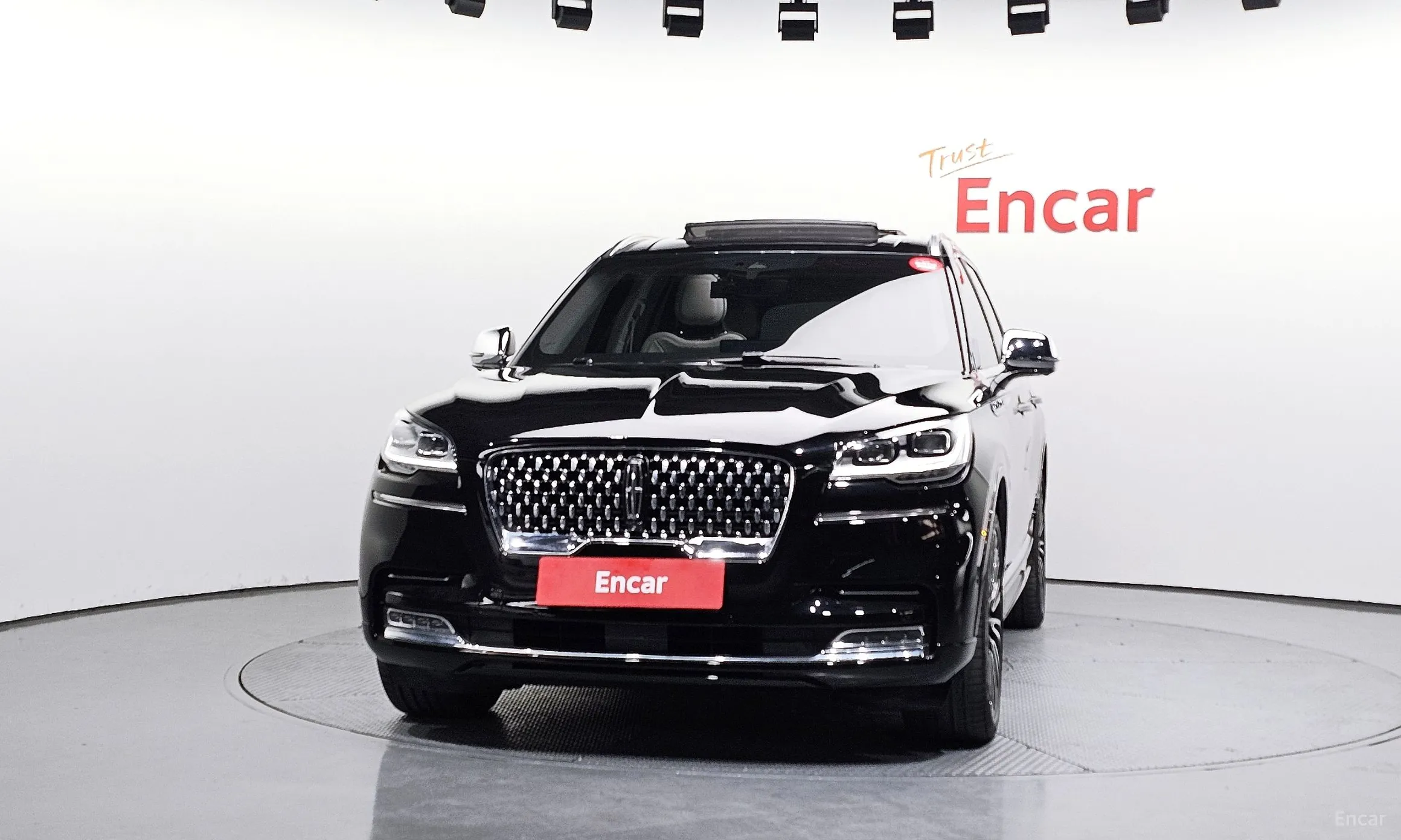 Lincoln Aviator 2nd Generation превью 3