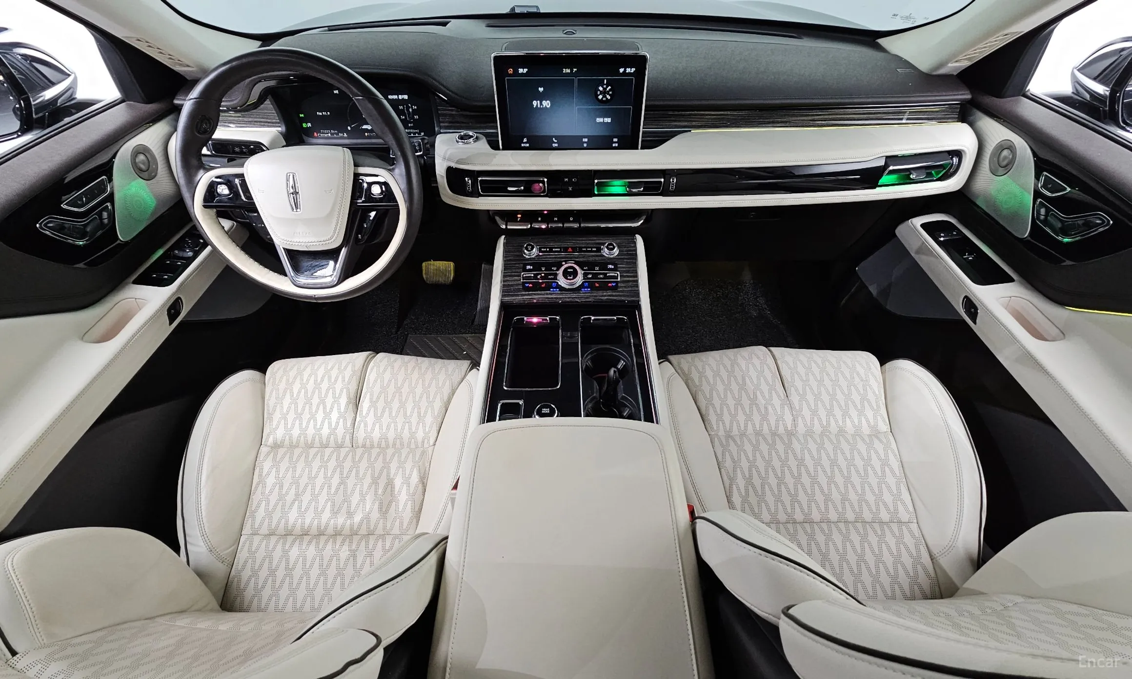 Lincoln Aviator 2nd Generation превью 7