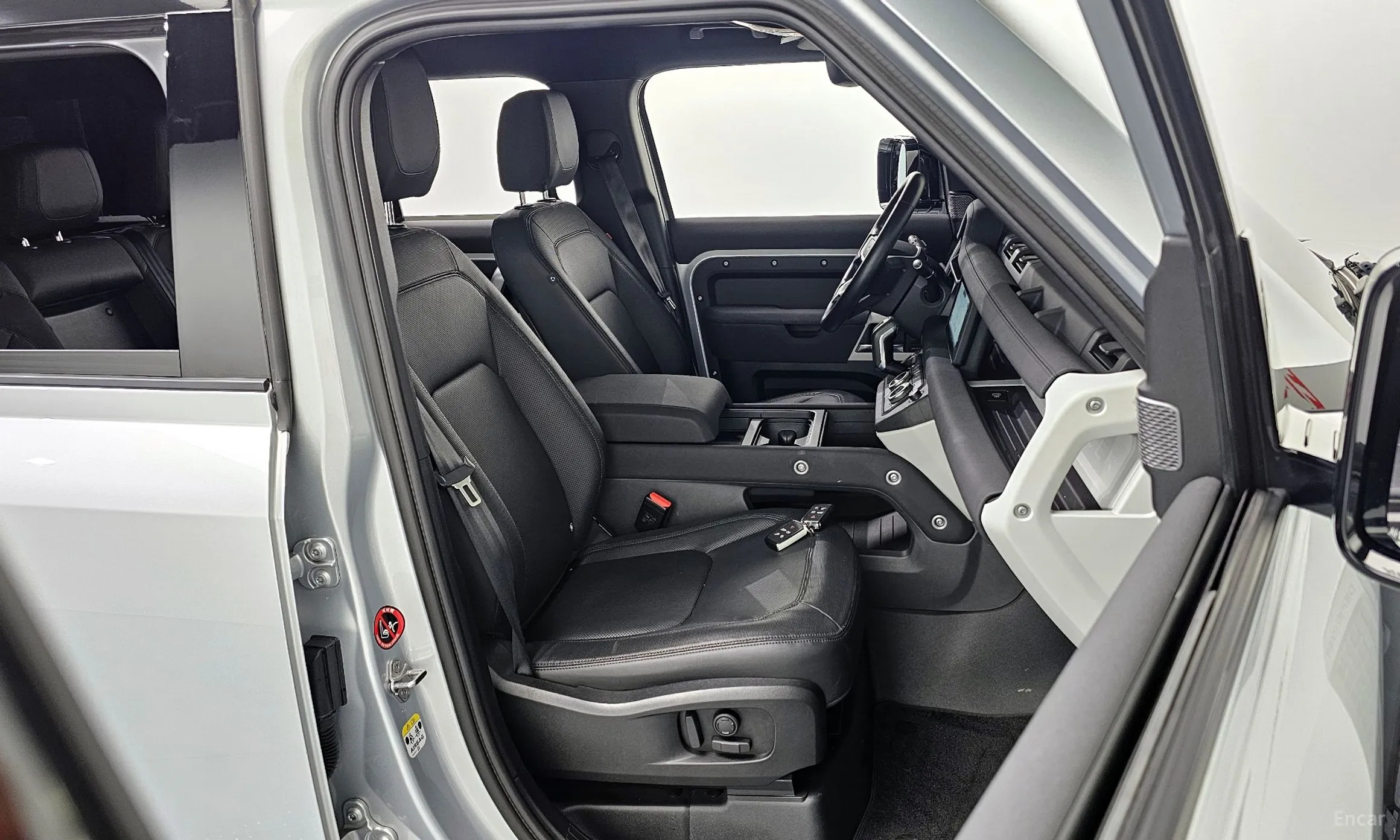 Land Rover Defender (L663) превью 12