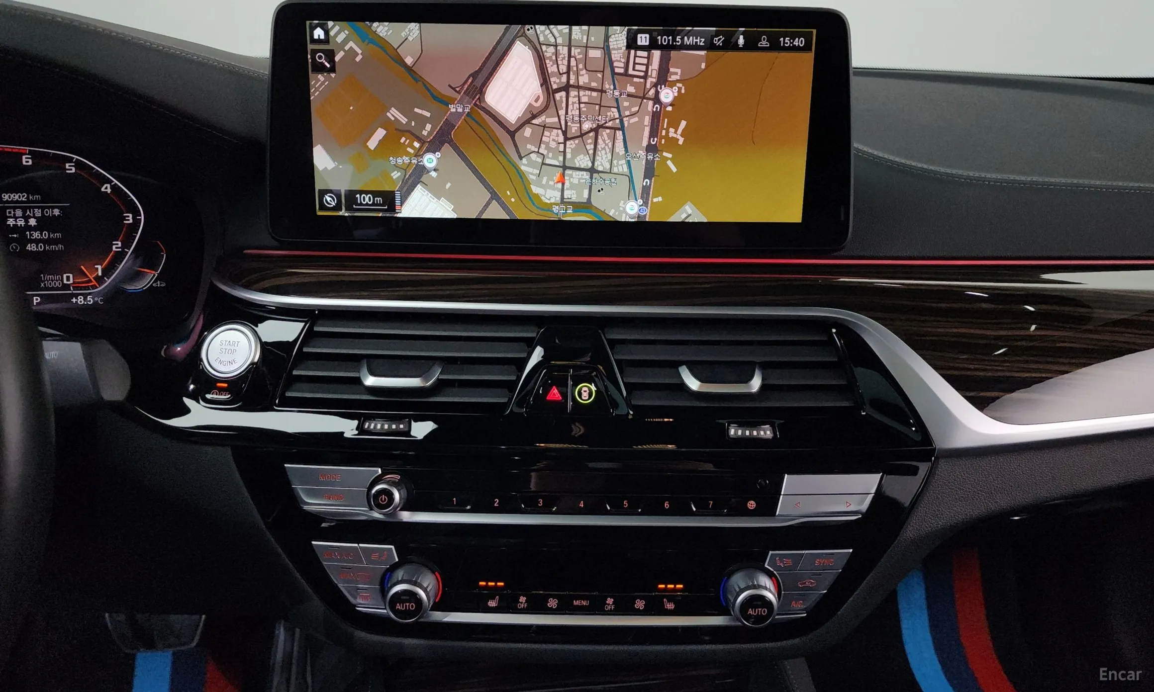 BMW 5 Series (G30) превью 14