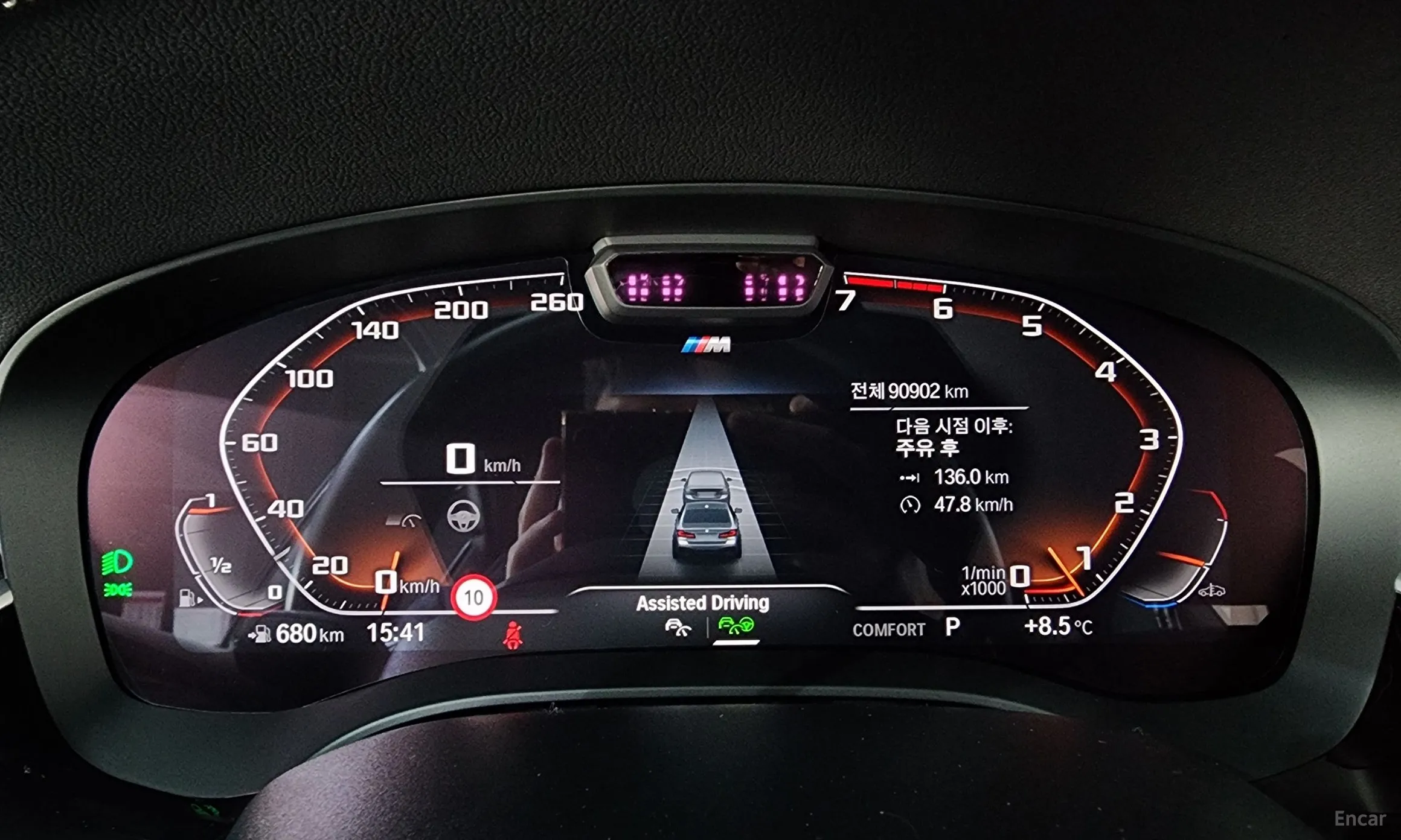 BMW 5 Series (G30) превью 8