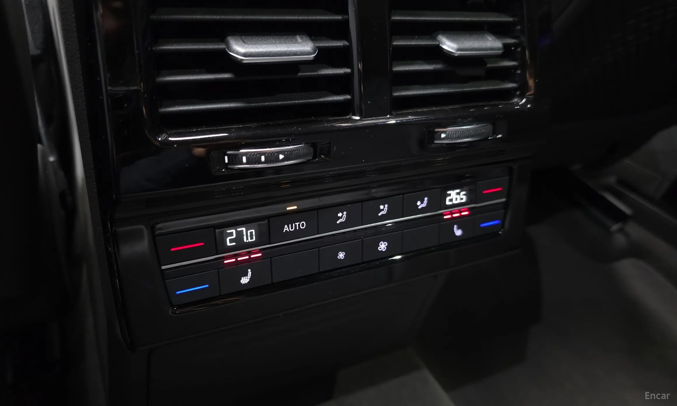 Volkswagen Touareg 3rd Generation превью 17