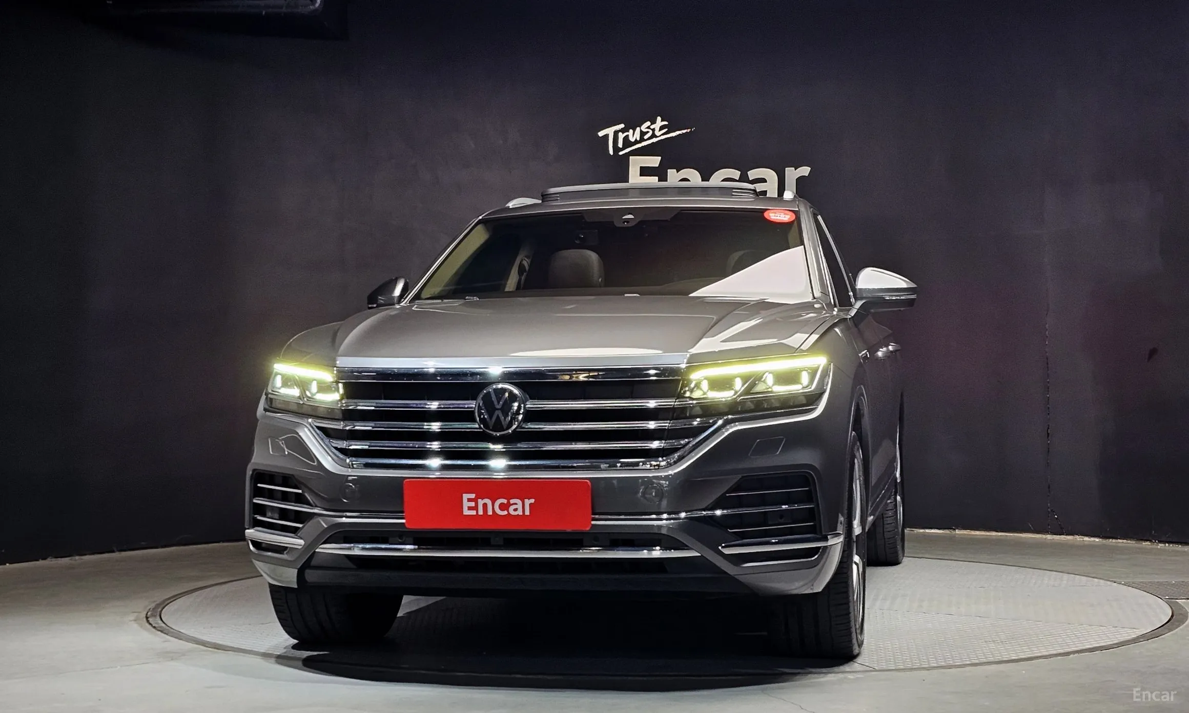 Volkswagen Touareg 3rd Generation превью 3