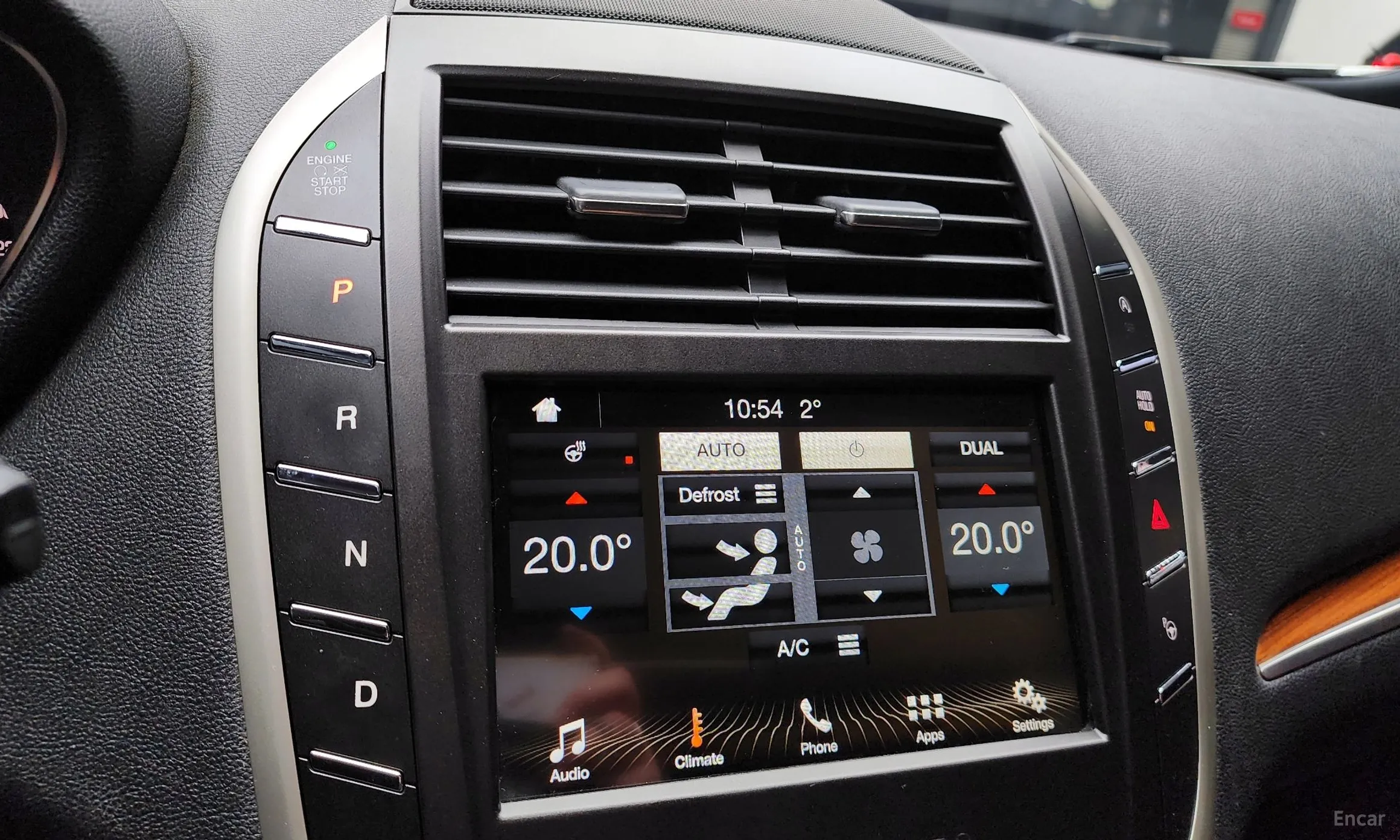 Lincoln MKC превью 16