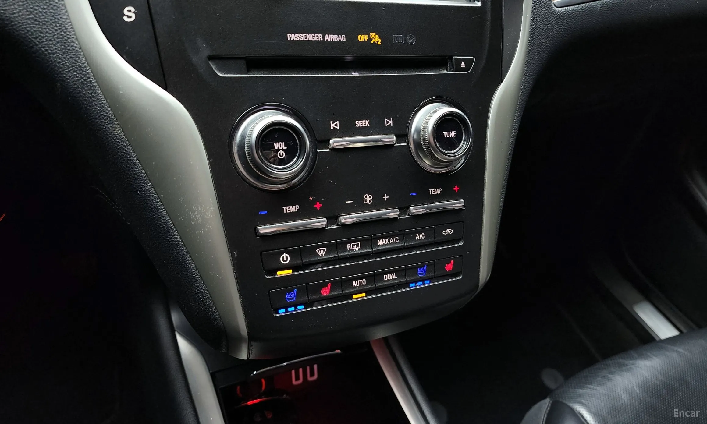 Lincoln MKC превью 18