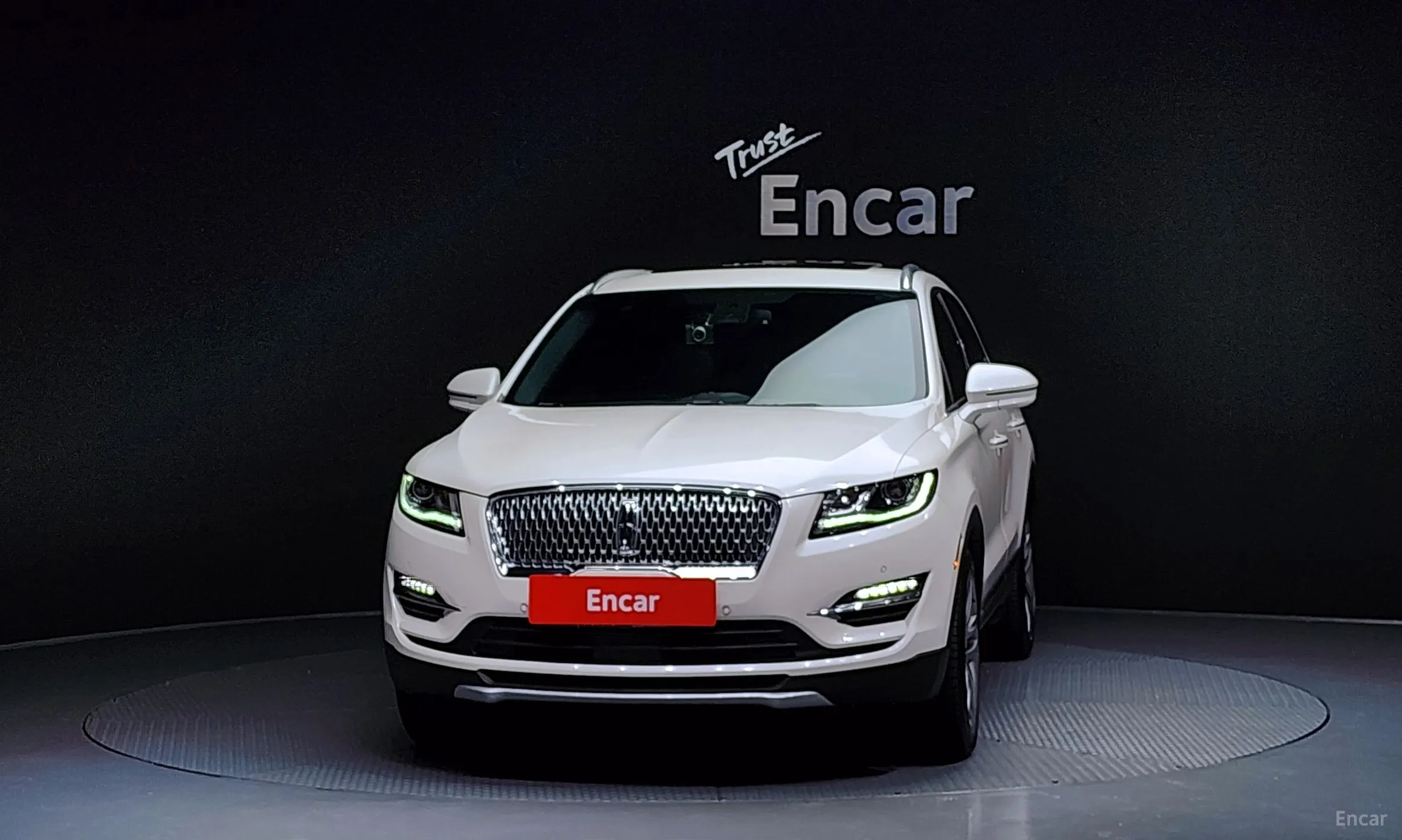 Lincoln MKC превью 3